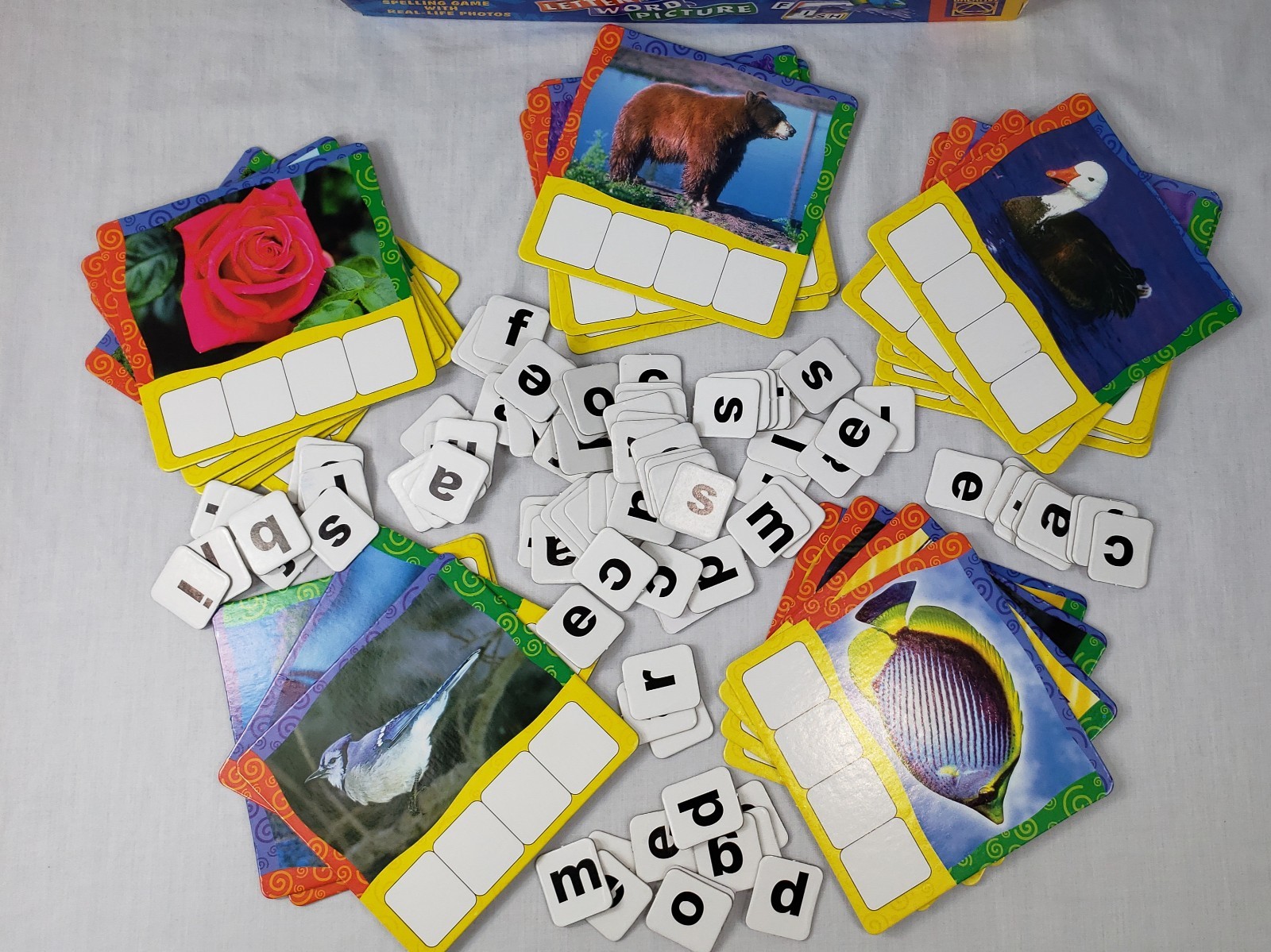 Vintage Spelling Game Letter Word Picture Ages 4-8 Colorful Creative Pre-owned