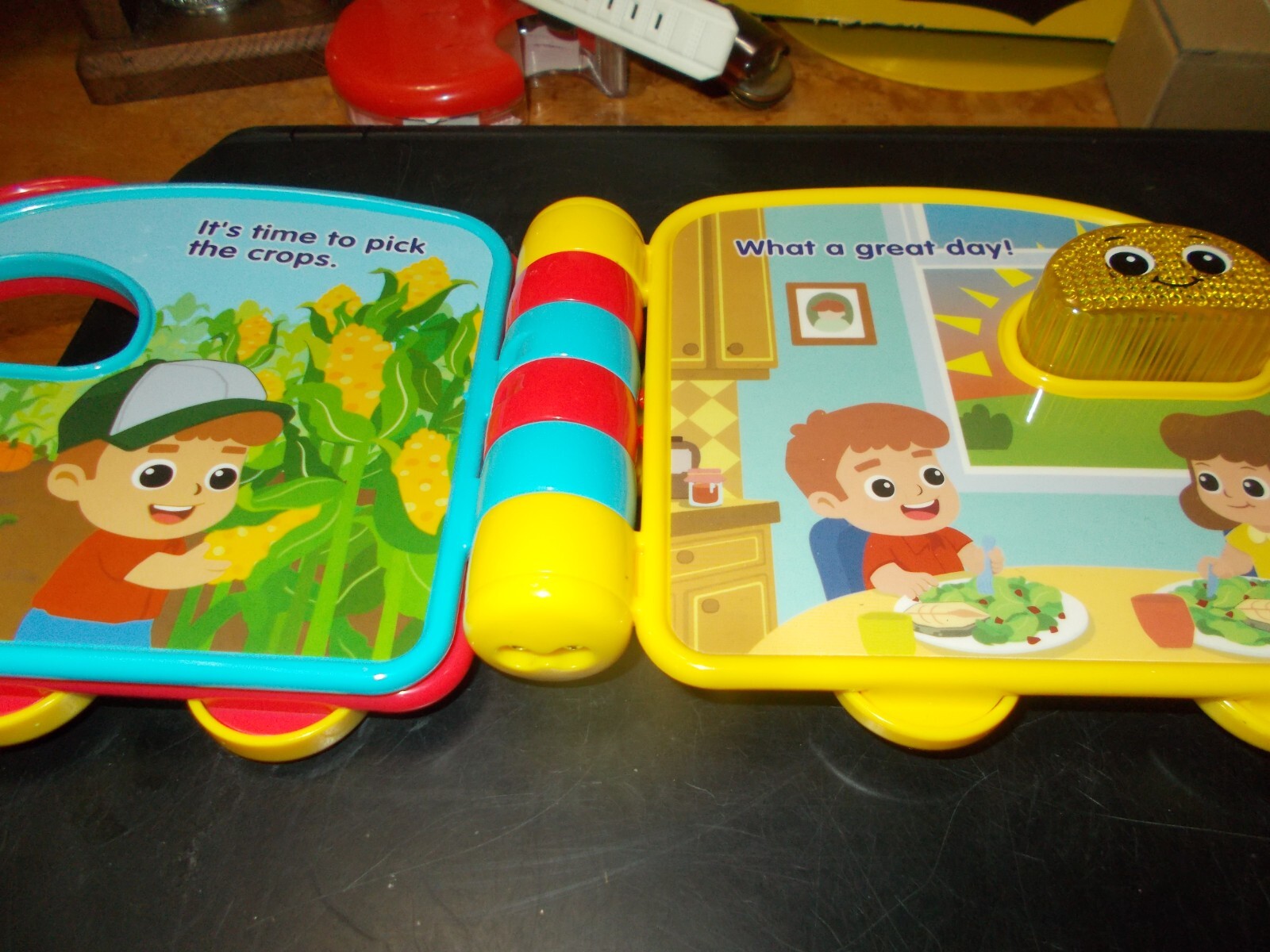 VTech Farm Fun Storybook Talks Sings Working Electronic Storybook