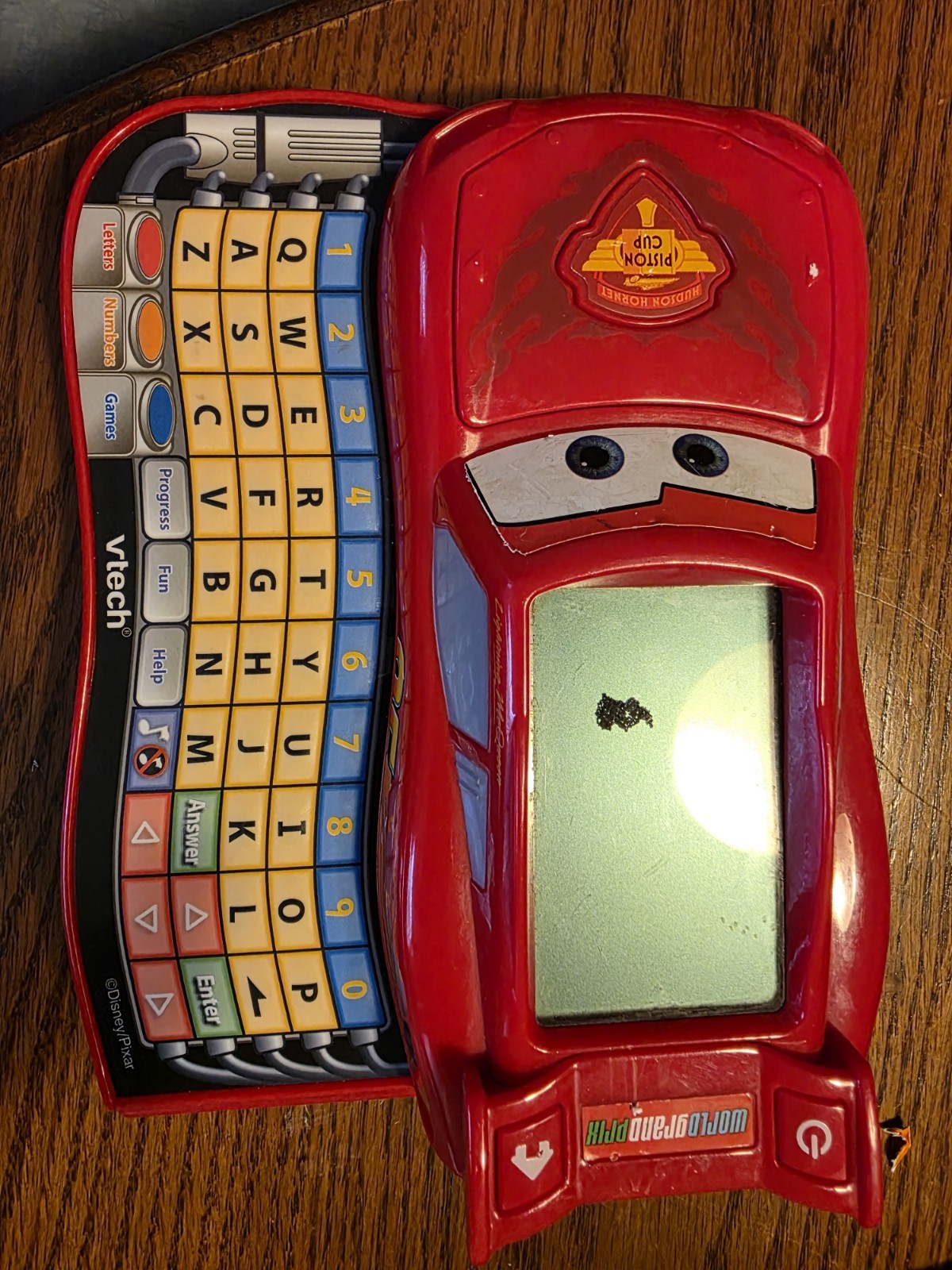 VTech Disney Pixar Cars 2 Lightning McQueen Learn & Go Handheld Console