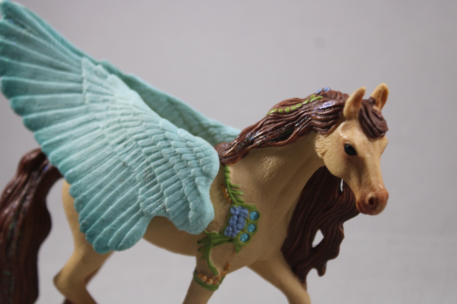 2017 Schleich Decorated Pegasus Stallion Bayala Fantasy Figure Unicorn Horse 6″