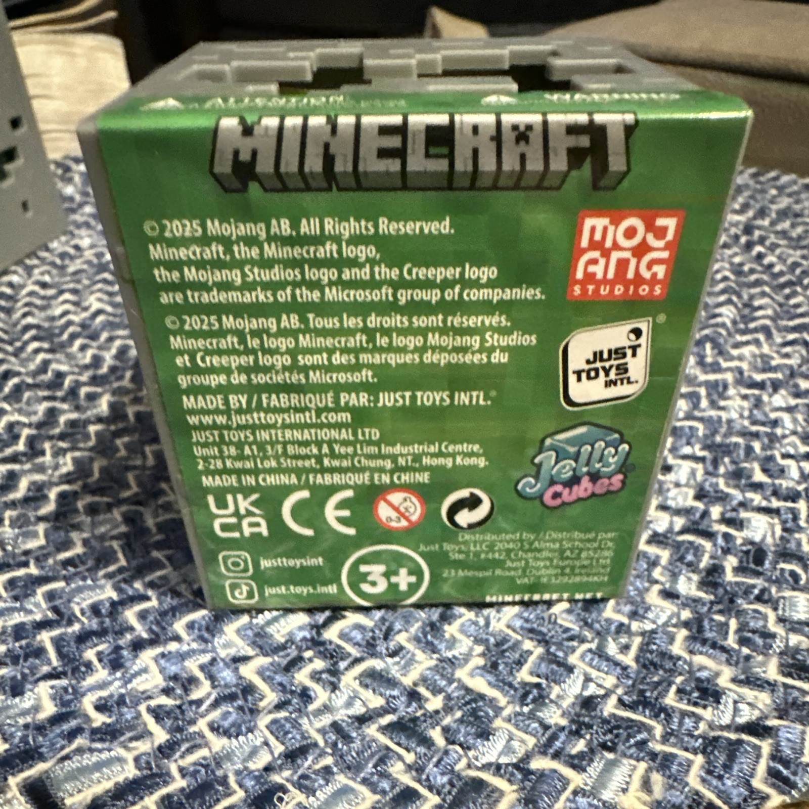 Just Toys Intl. Minecraft Jelly Cube Tactile Sensory Toy Gray Ages 3+ 2025