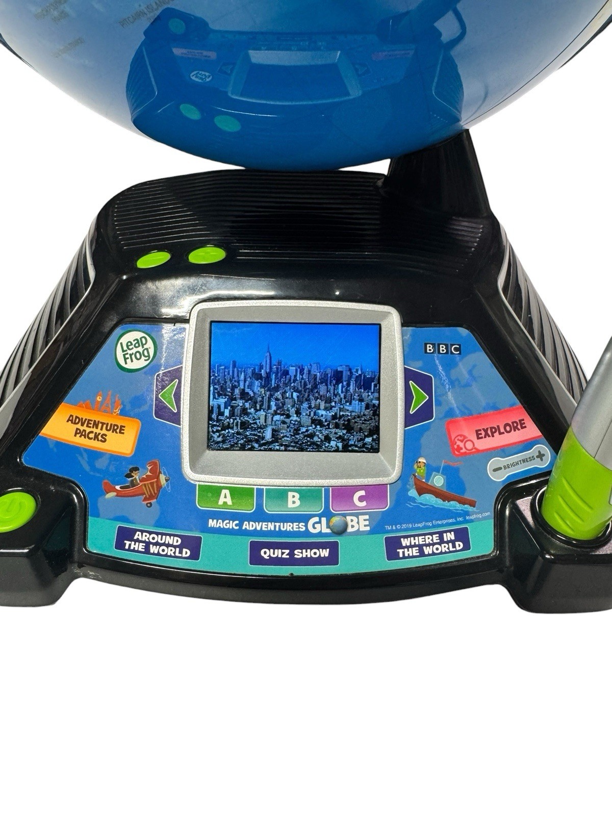 Leapfrog Magic Adventures Globe w/ LCD Integrated Video Screen Display 80-605400