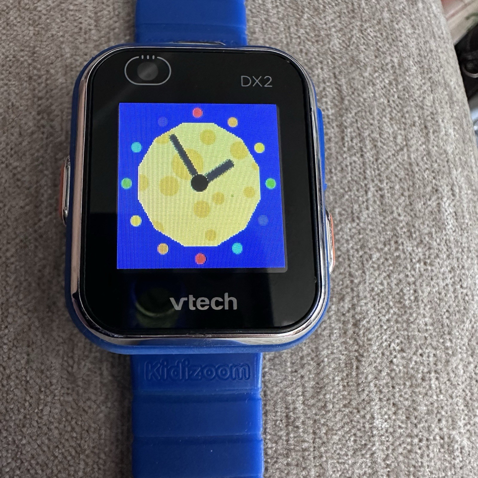 VTech 80-193808 Kidizoom Smartwatch DX2 Smart Watch – Blue Y2K nerd techy