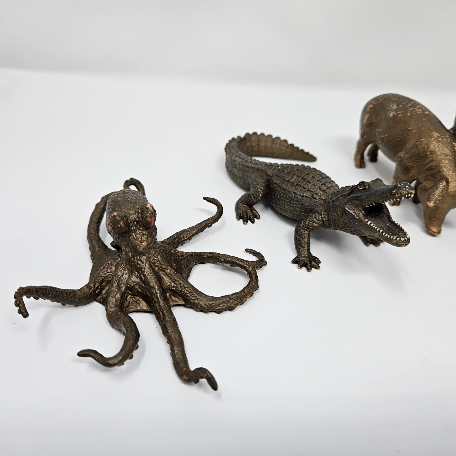 Mojo Safari Mixed Animal Figures Lot of 8