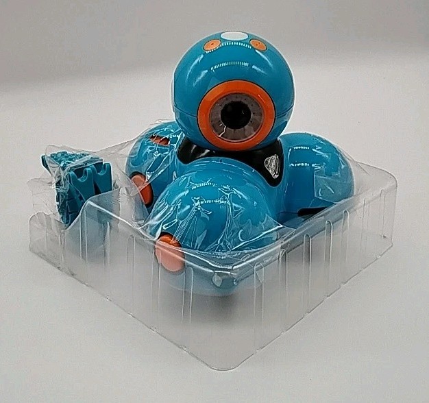Wonder Workshop DA01 Dash Smart Robot Blue Voice Activated Programmable For Kids