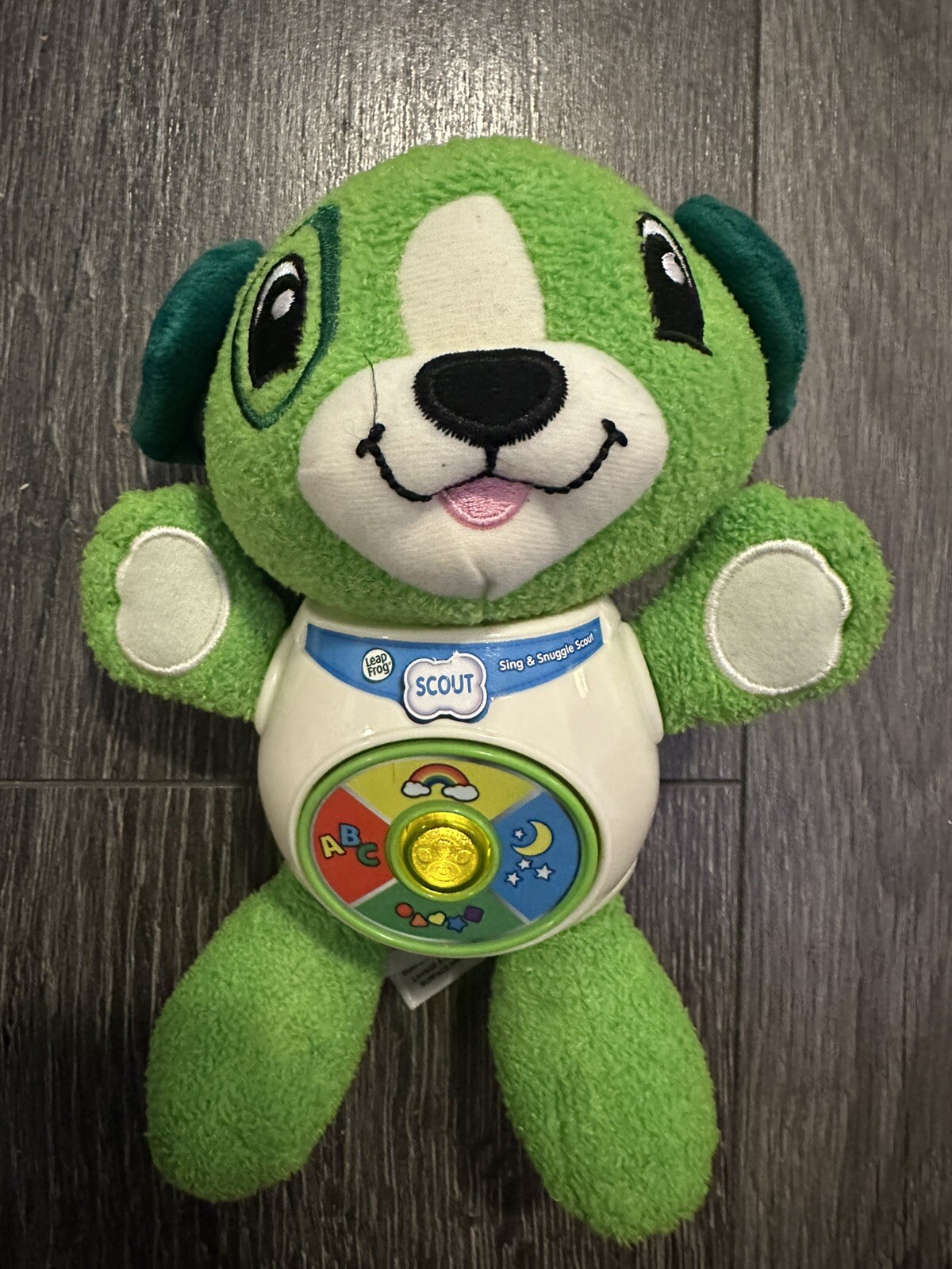 Leap Frog Sing and Snuggle Scout 8” Green Dog Musical Plush Car Seat Toy