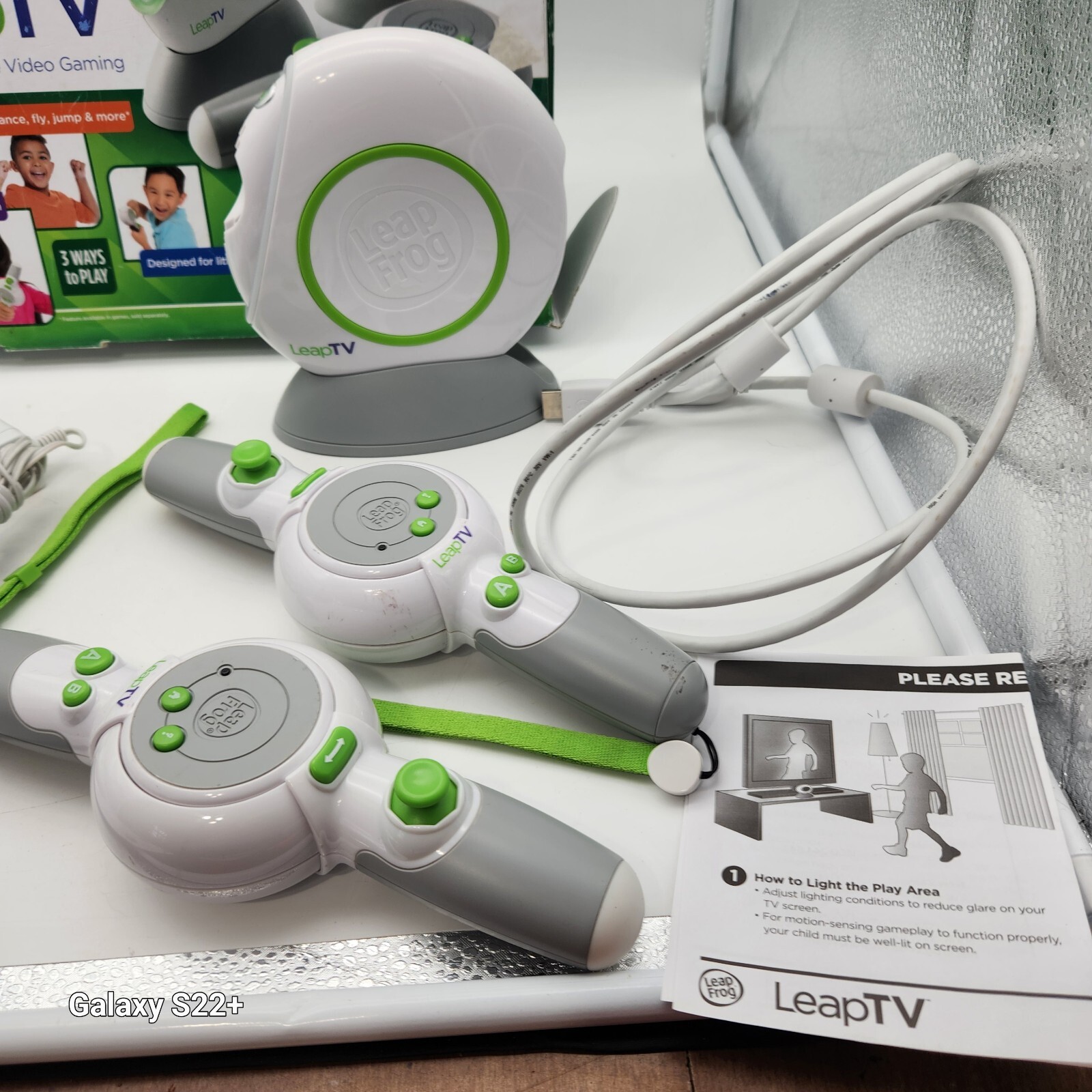LeapFrog LeapTV Educational Video Gaming System #31511 Complete + 8 Games