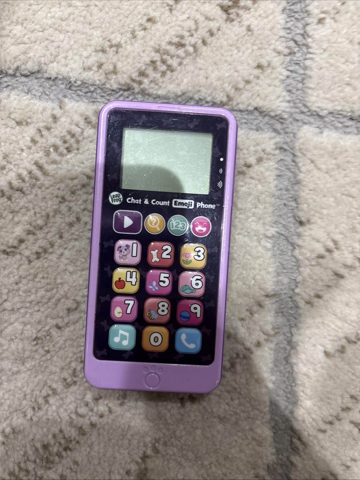 LeapFrog Chat and Count Emoji Phone, Violet, Pretend Play Toy for Kids