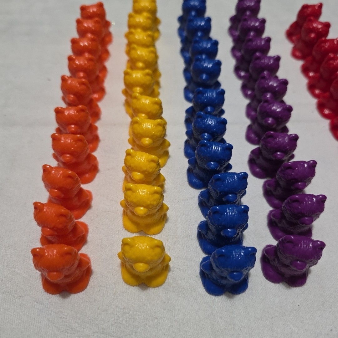 Educational Counting/Colors TEDDY BEAR Plastic Pieces…Primary colors 100 Count
