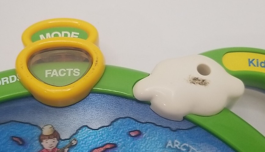 Fisher-Price Mattel Kids Around The World 2 Sided Lenticular See’nSay Elec. (A6)