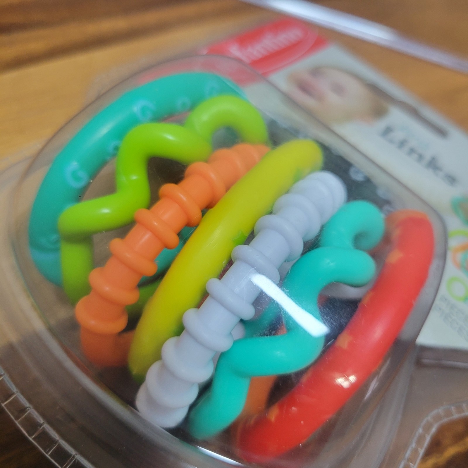 Infantino Ring Links Teether Set ~ 8 Pieces ~ Stroller & Car Seat Toy ~ Bright