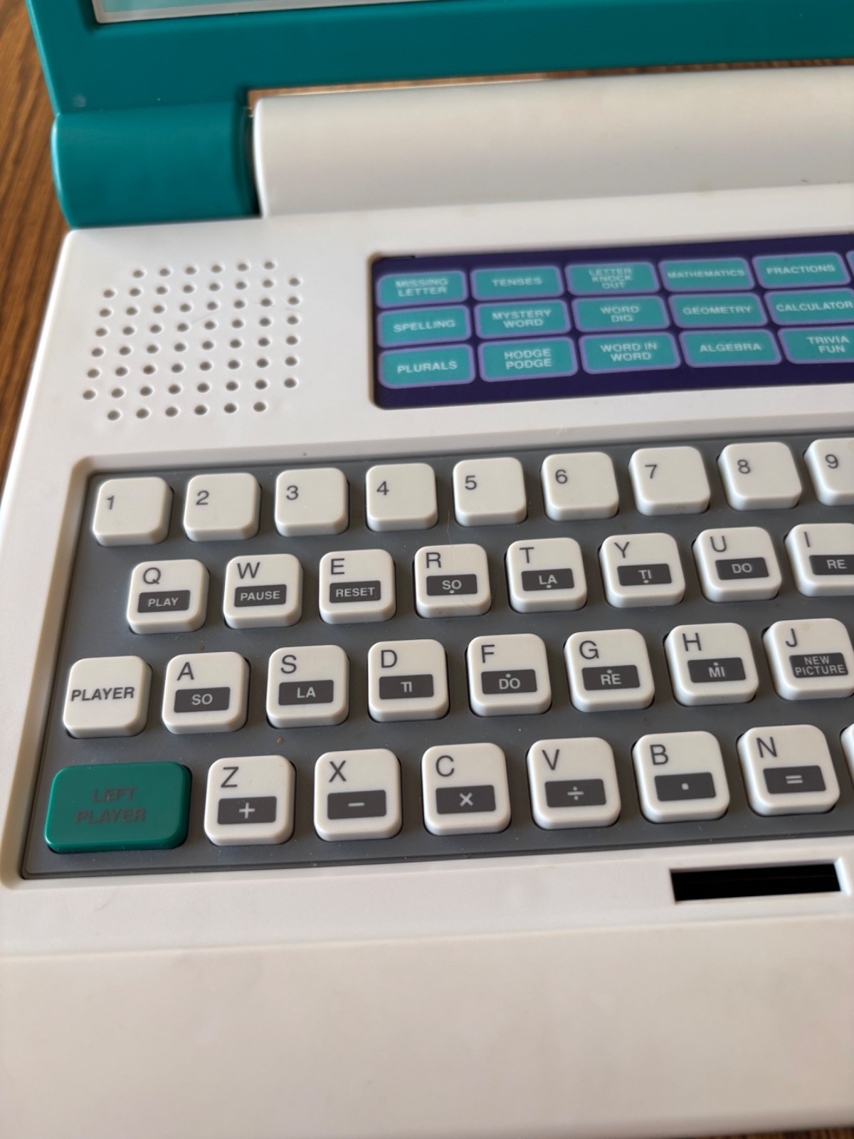 Vtech Talking Whiz Kid Notebook Educational Laptop Vintage 90s WORKS! With box