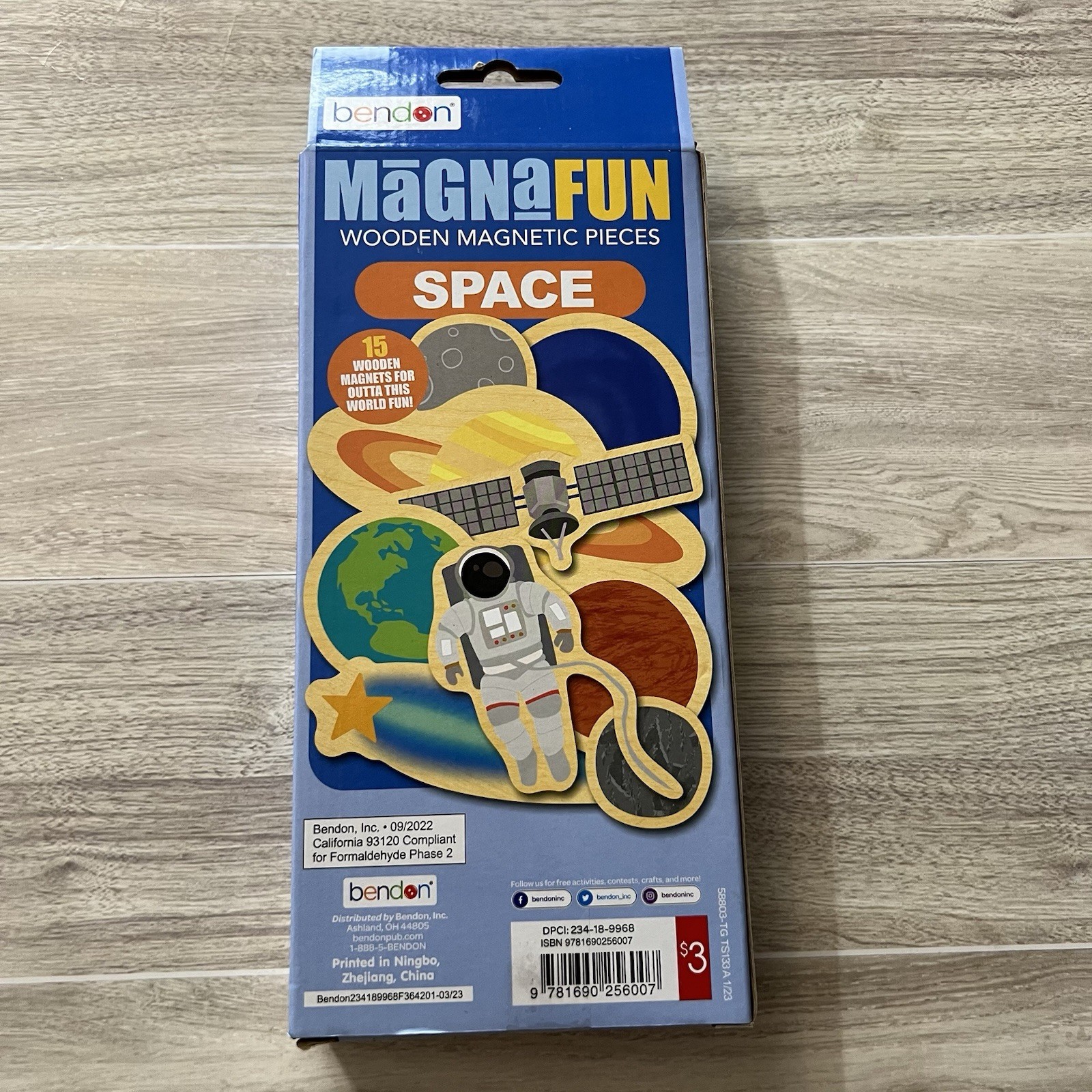 Bendon MagnaFun Space Wooden Magnetic Pieces 15 Pack Educational Toy New