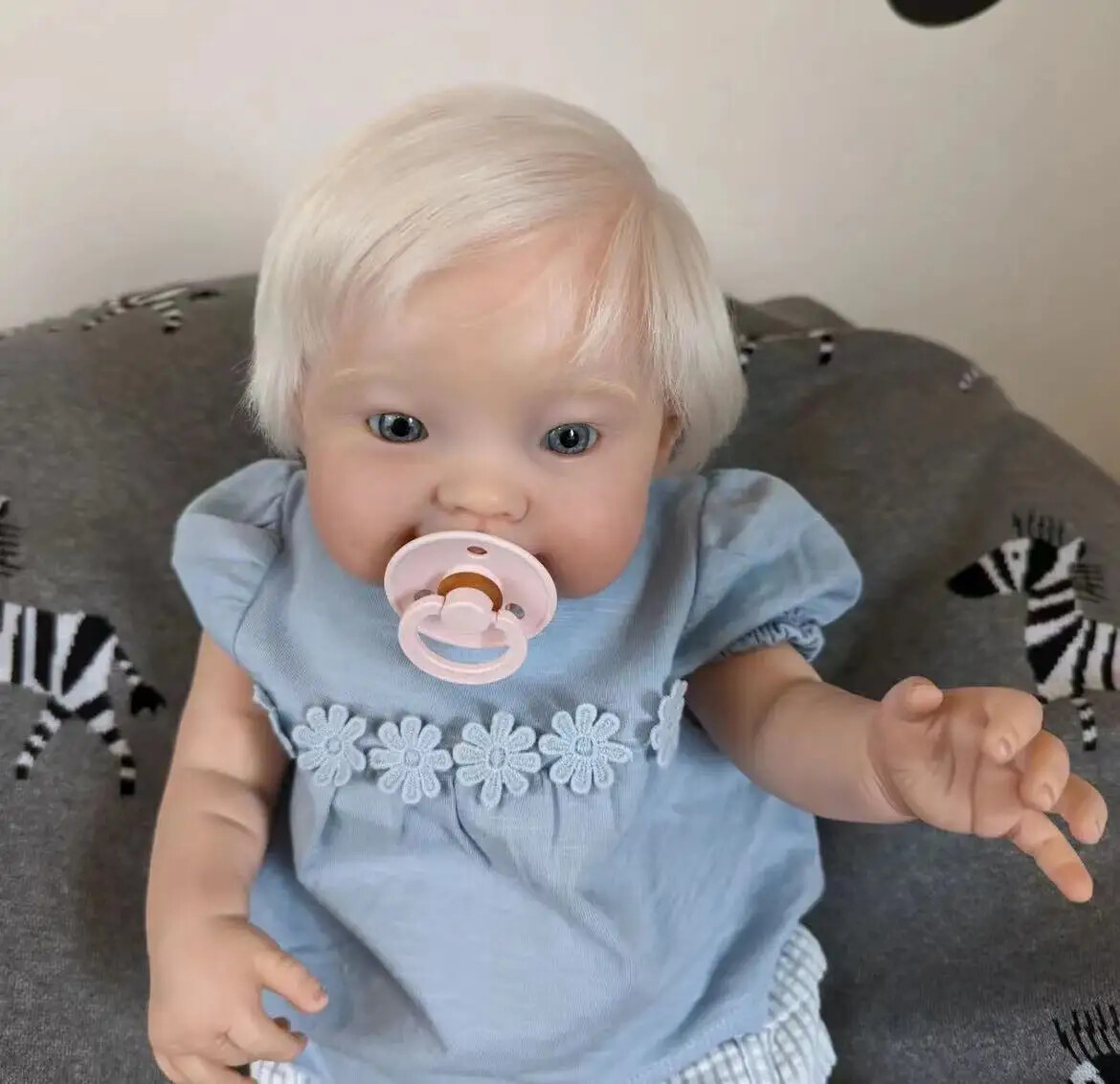 19″ Finished Reborn Baby Doll With Hand-Rooted White Hair Lovely Girl DIY Gifts