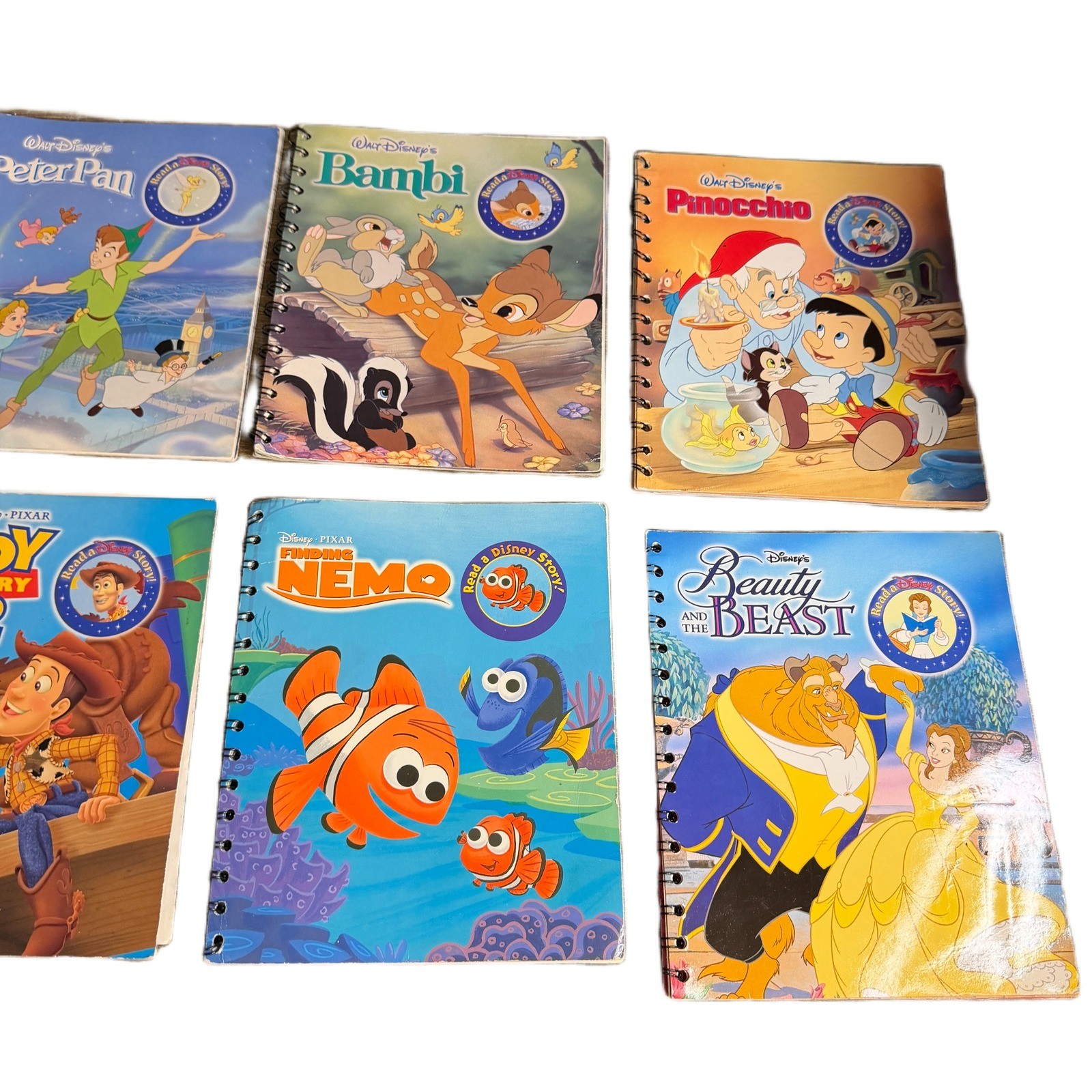 Disney Story Reader Electronic Book System Carrying Case 22 Books 10 Cartridge