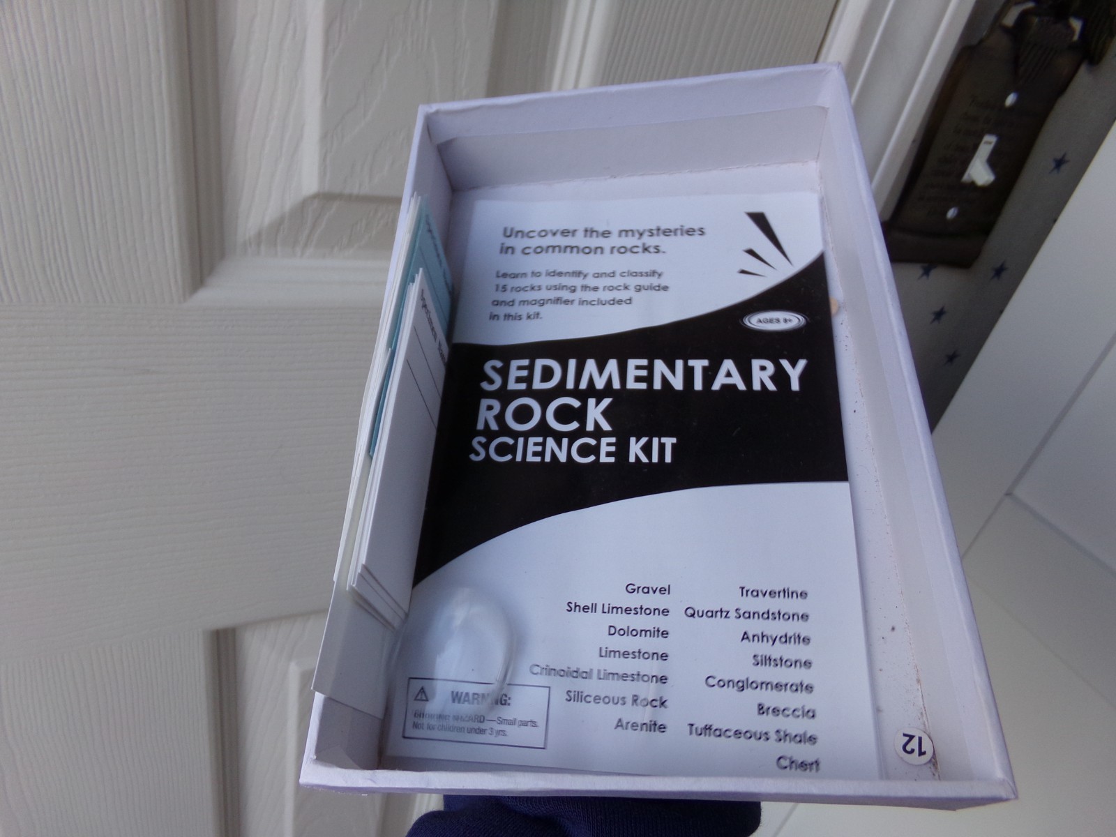 FLAWS Sedimentary Rocks Science Kit GeoCentral 15 Rocks Ages 8+ Magnifying Glass