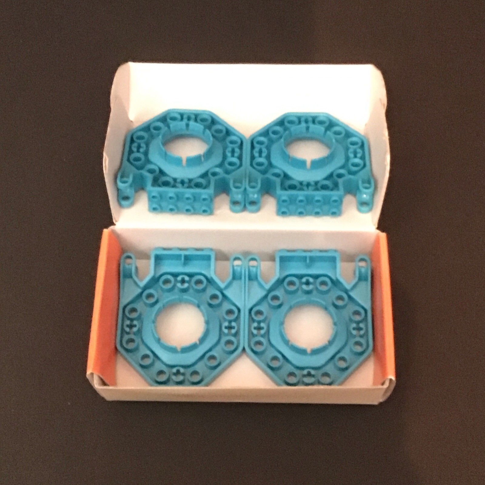 Wonder Workshop Lot Dash Outfit Accessory Pack Smartphone Mount Brick Connectors
