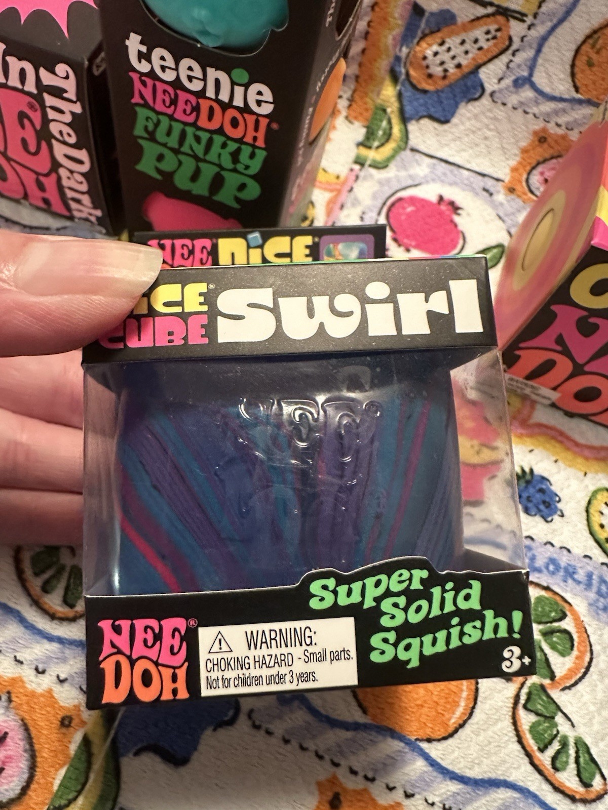 NEW❤️NeeDohs🌸Glow In The Dark🐶 Funky Pups💜💕💙Nice Cube Swirl💗Color Change🥳