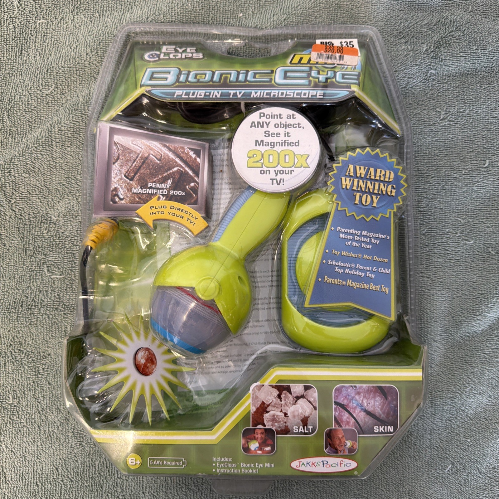 Eye Clops Bionic Eye Plug-In TV Microscope Toy JAKKS Pacific NEW