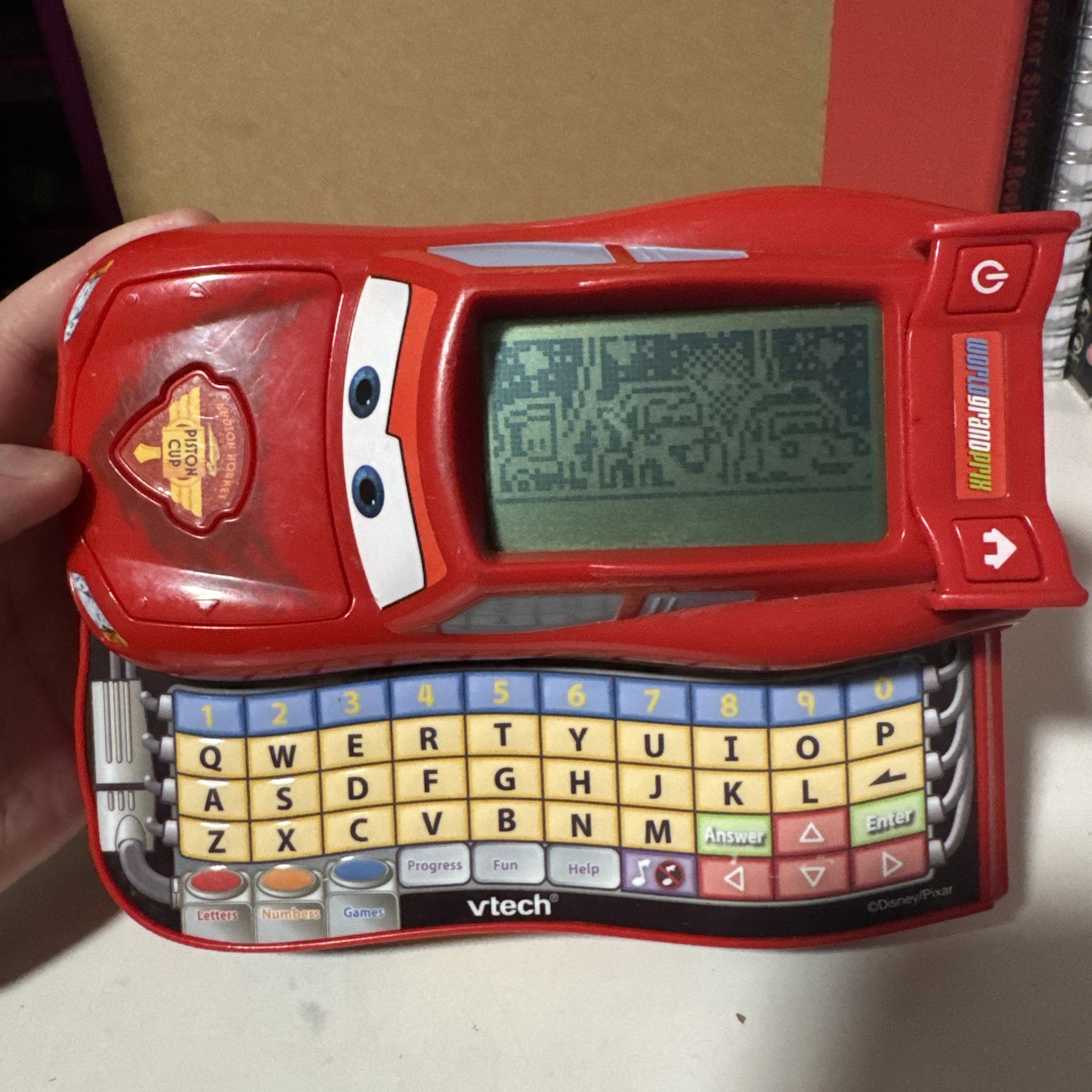 VTech Disney Pixar Cars 2 Lightning McQueen Learn & Go Handheld Console WORKS!