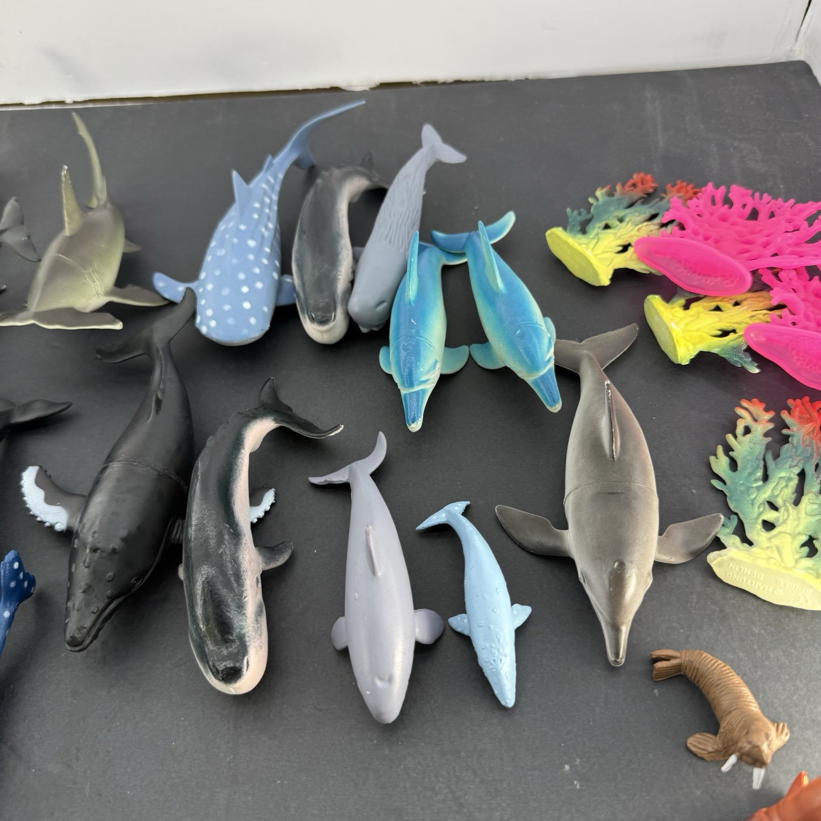 Animal Planet Ocean Collection 13 & More Pieces Sharks & More Toys R Us