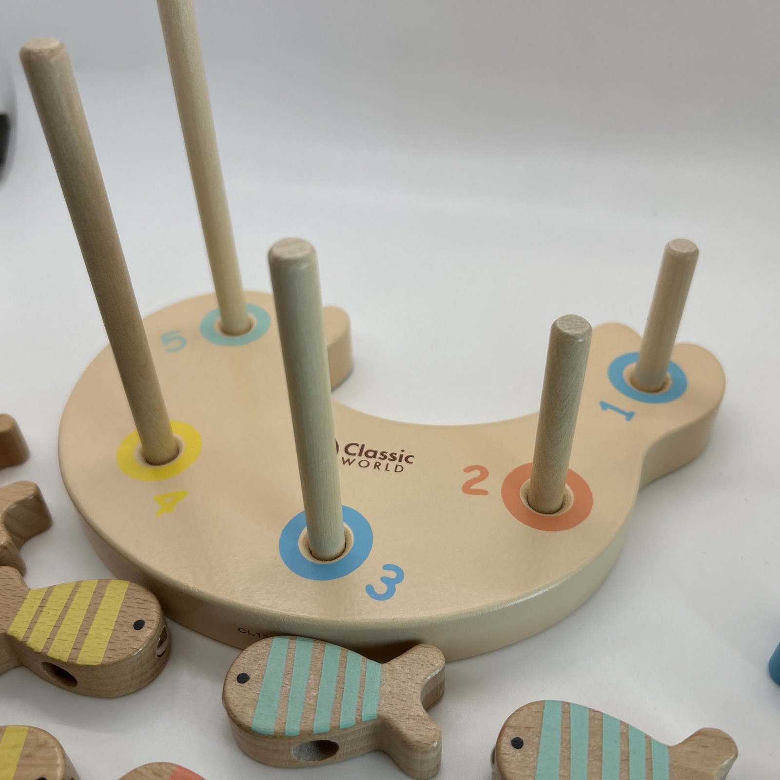 Classic World Toys – Wooden Magnetic Fishing Game Counting