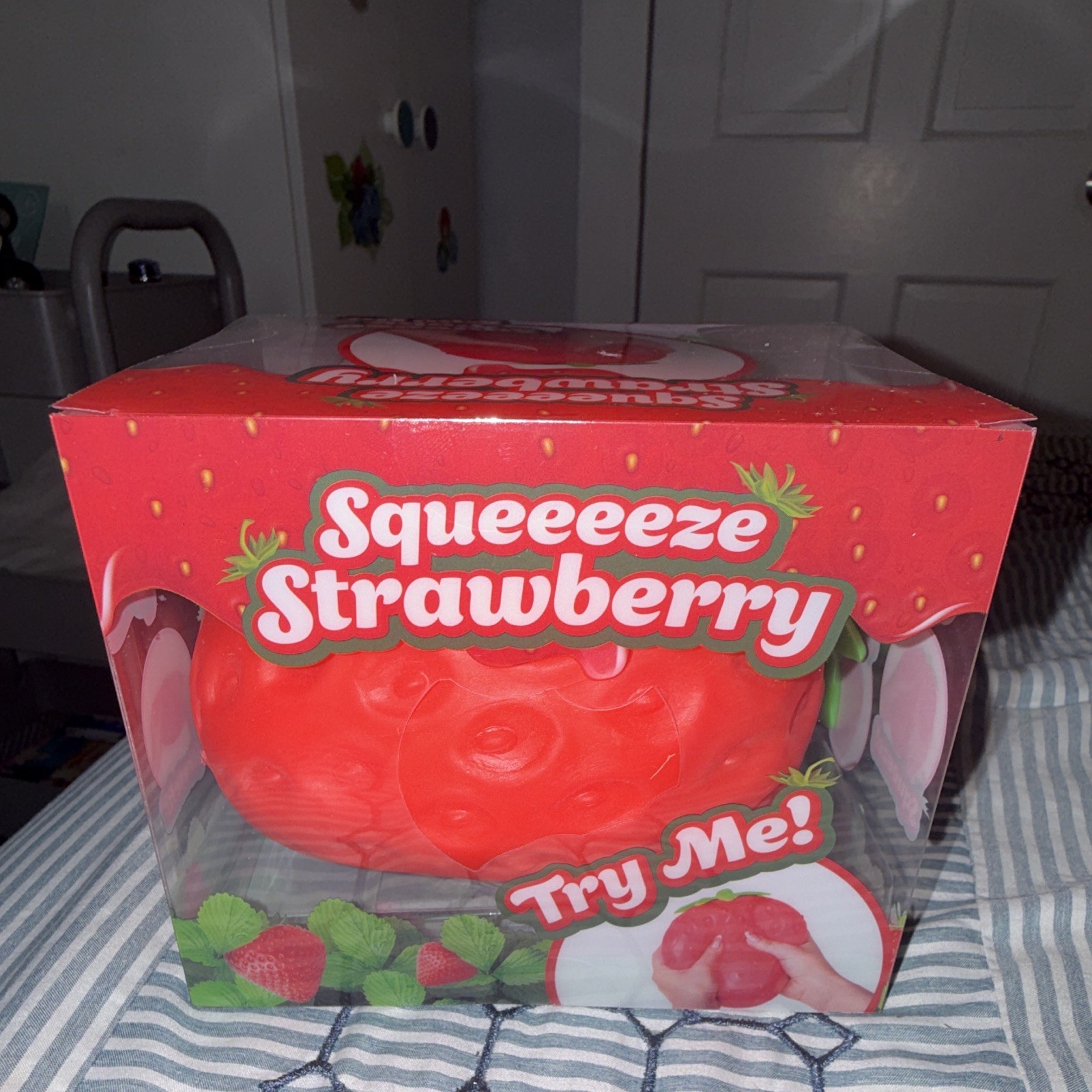 Sunny Days Entertainment Squeeeeze Strawberry Gel Squeeze Toy Red/Green 470551