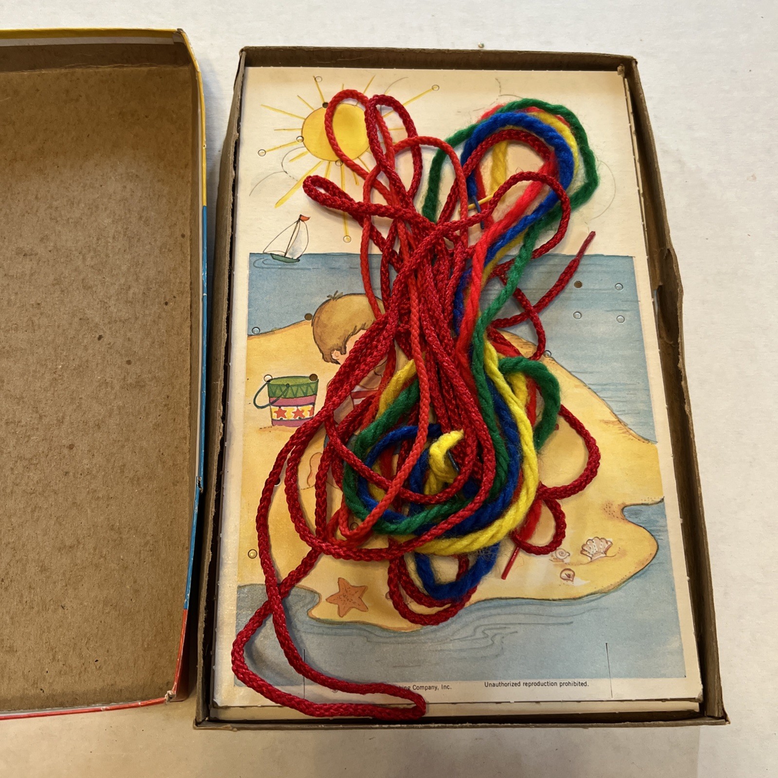 VTG 1979 The Scribbler’s See & Sew About The Seasons 16 Pieces 8 Laces