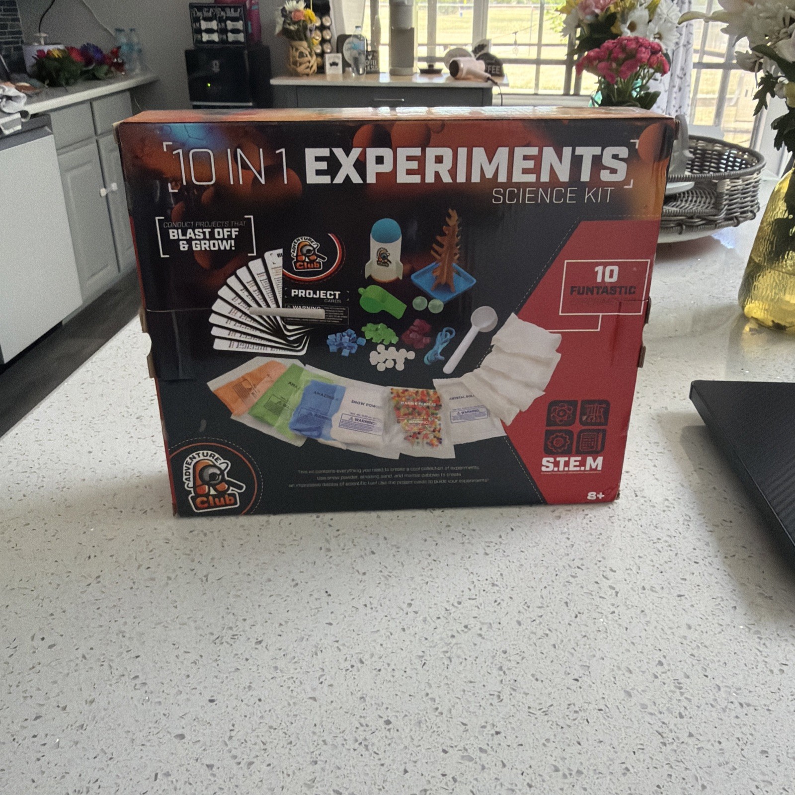 Adventure Club 10 in 1 Experiments Science Kit STEM for Ages 8-11 Years