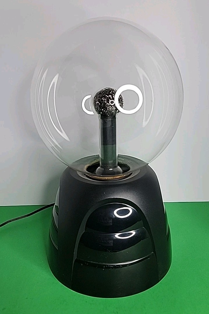 Spencers 8″ Plasma Ball Touch Sensitive Globe Light Lamp Sphere & Power Supply