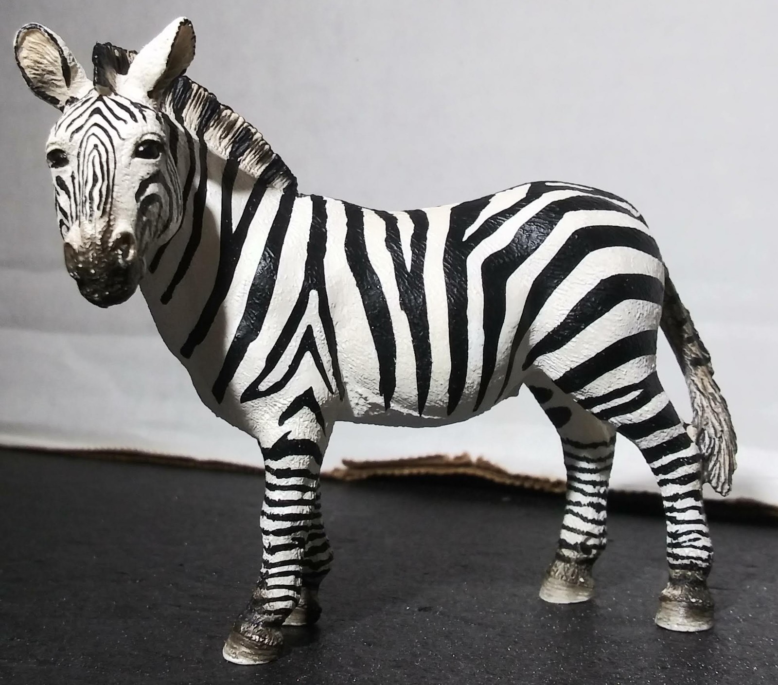 2008 Schleich Zebra Figure Black White Horse Wildlife Zoo Animal Figurine