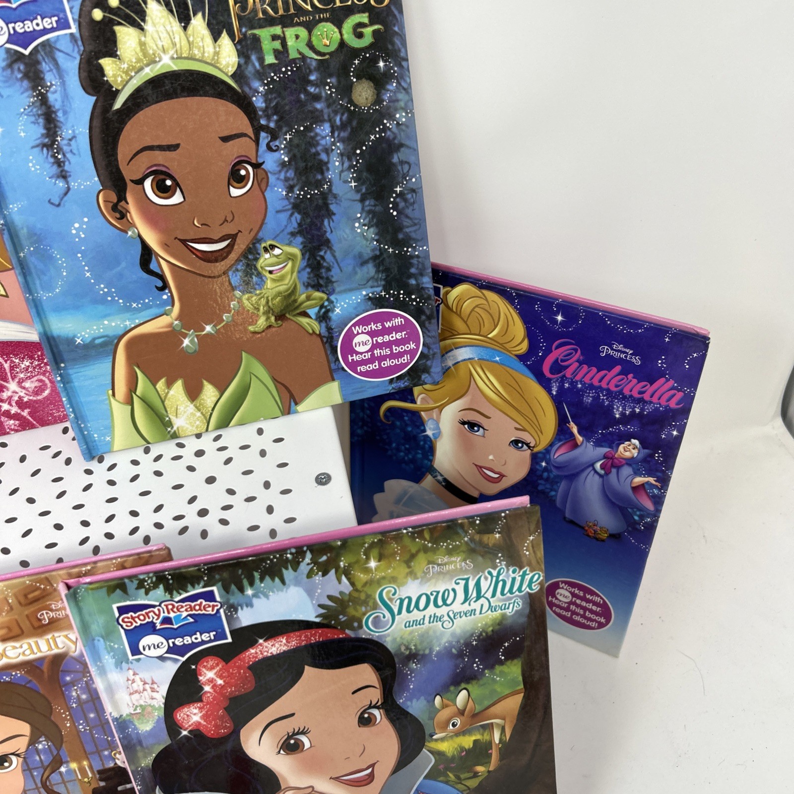 Disney Princess ME READER with 8 Books Electronic Story Reader/ Works Great!