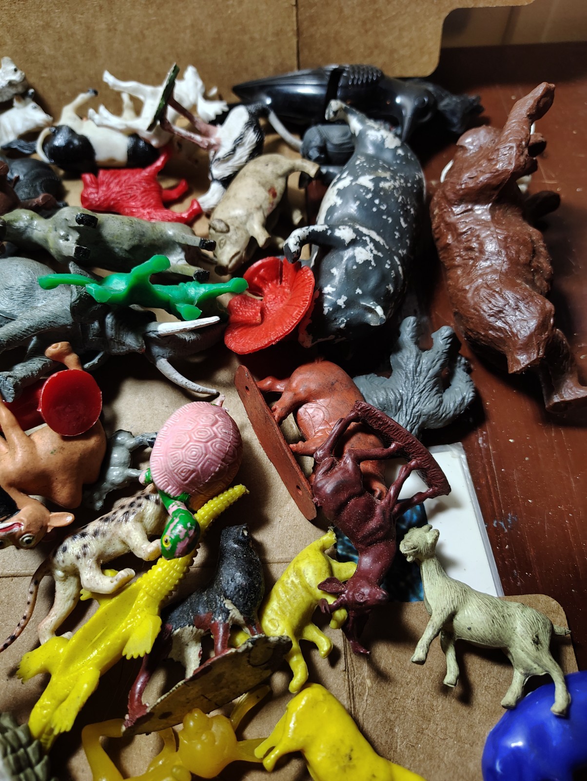 Vintage Plastic Rubber Animal Figures Lot Zoo Farm Safari Dinosaur Toys 3 Lbs