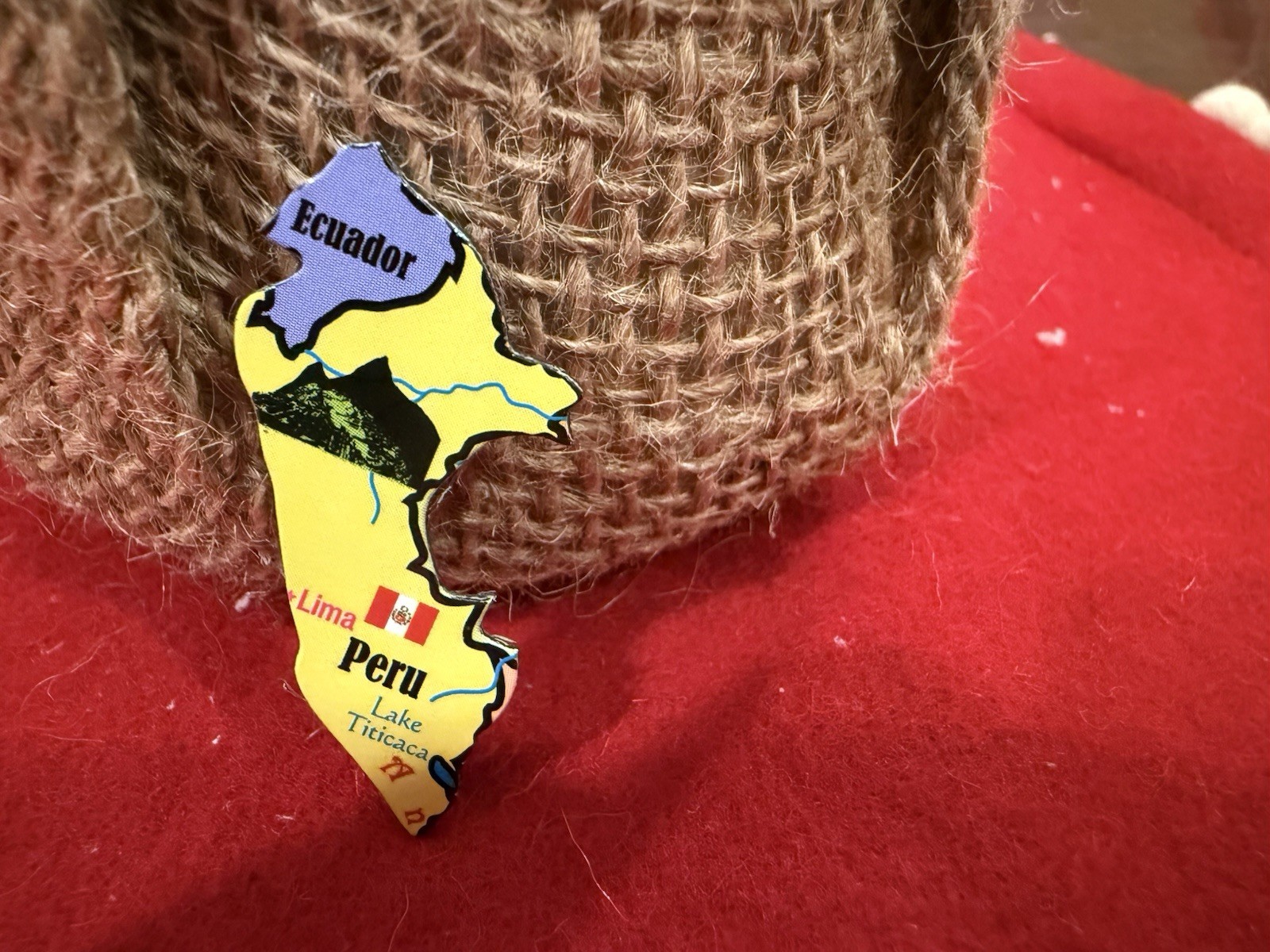 Ata-Boy Magnetic World Map Play-n-Learn Peru Piece 1