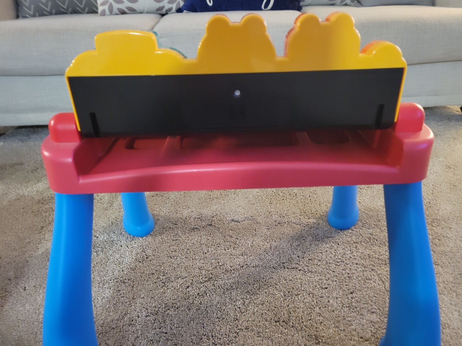 Vtech Touch & Learn Activity Desk with Stool (80-194800)