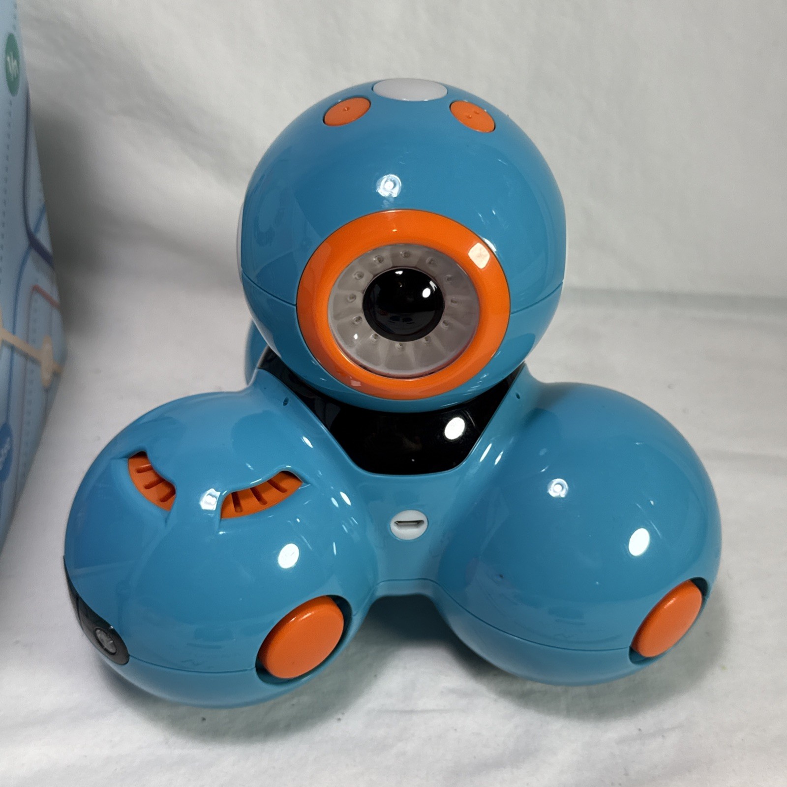 Wonder Workshop DA01 Dash Robot – Blue Tested And Working