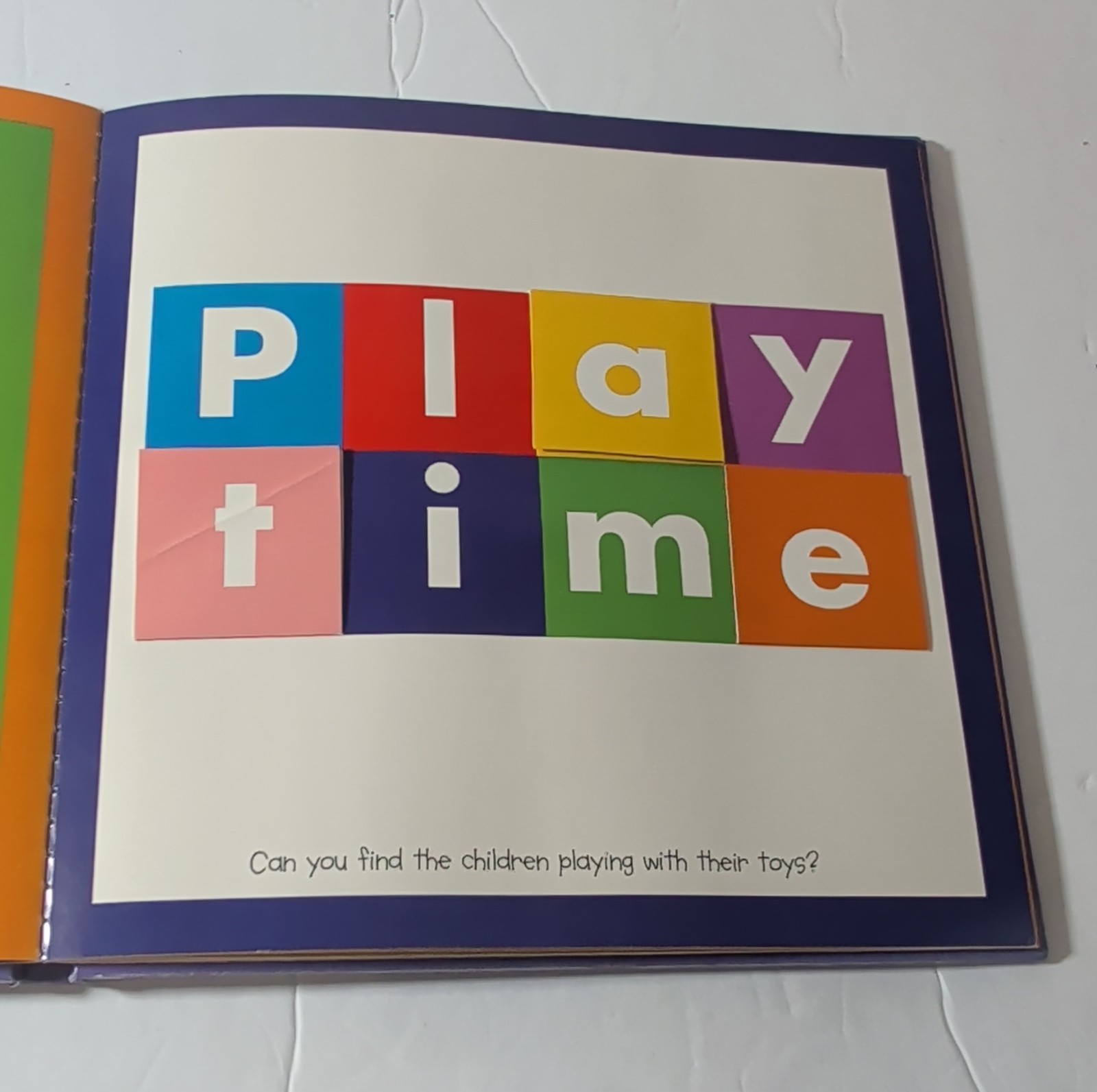 Priddy Bicknell Lift-the-Flap Time Book with Teaching Clock for Ages 1-4 Years