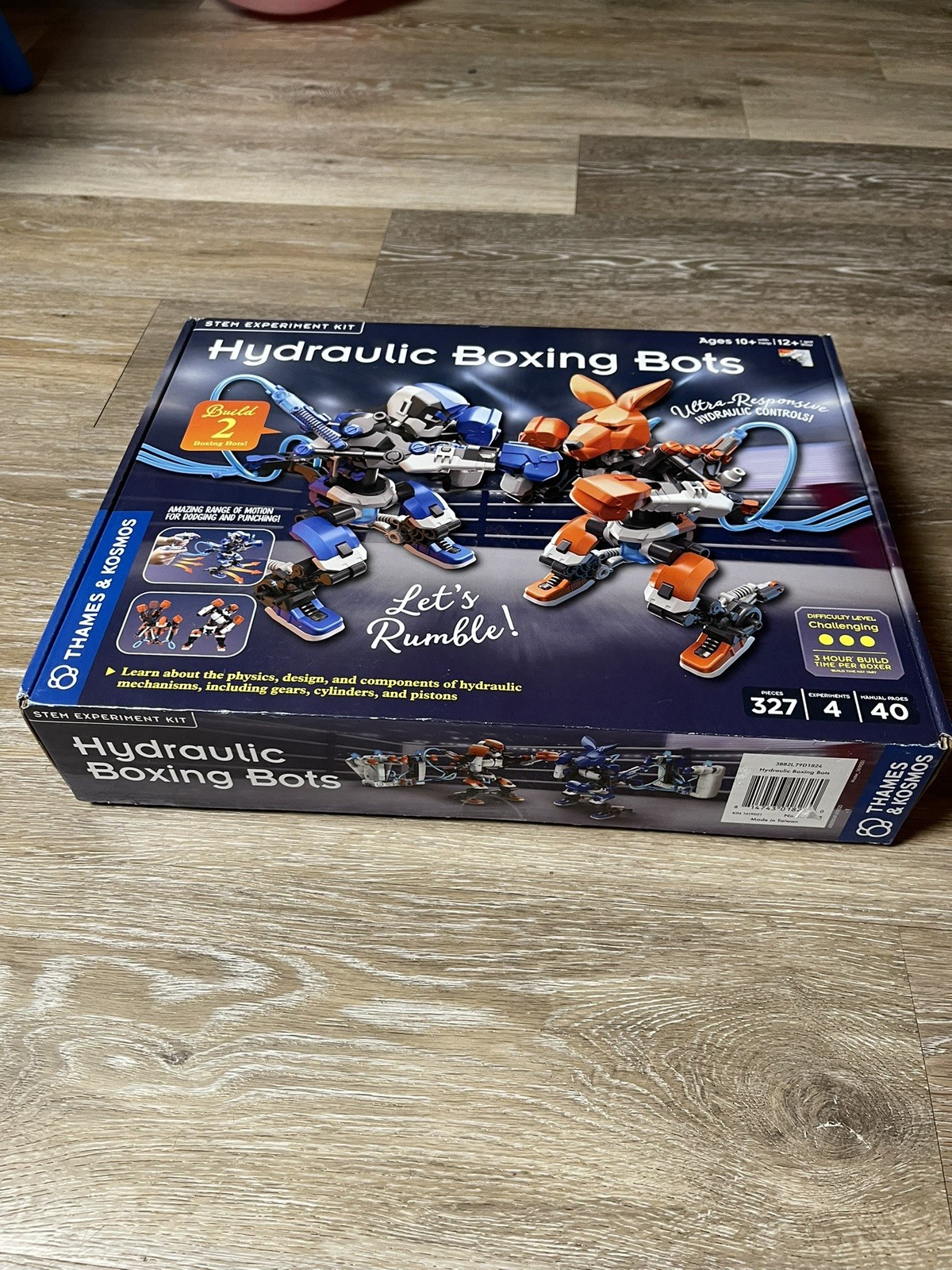 NEW Hydraulic Boxing Bots STEM Experiment Kit brand new open box