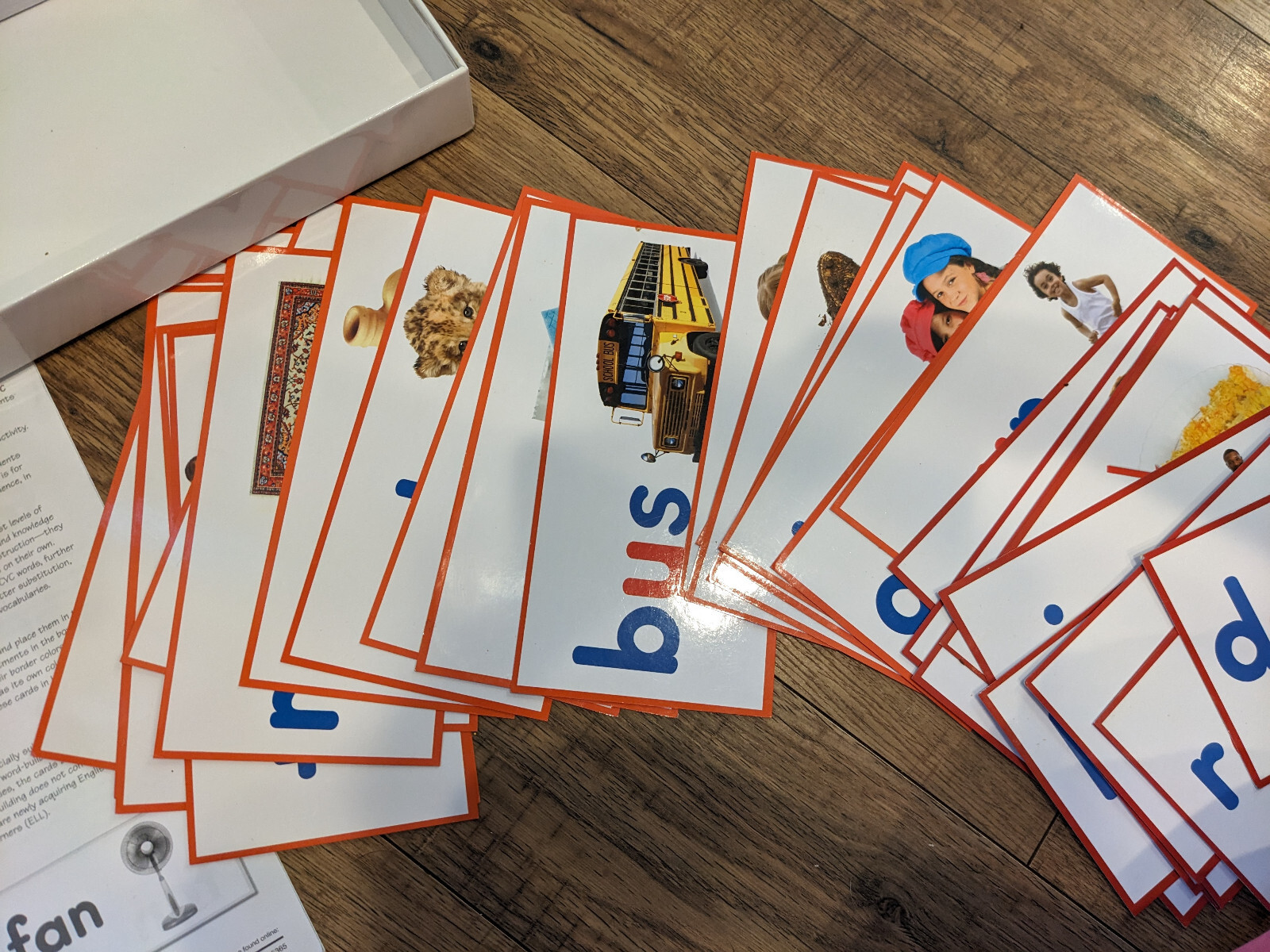 Really Good Stuff Make-A-Word Center CVC Phonics Learn to Read 103 Word Cards