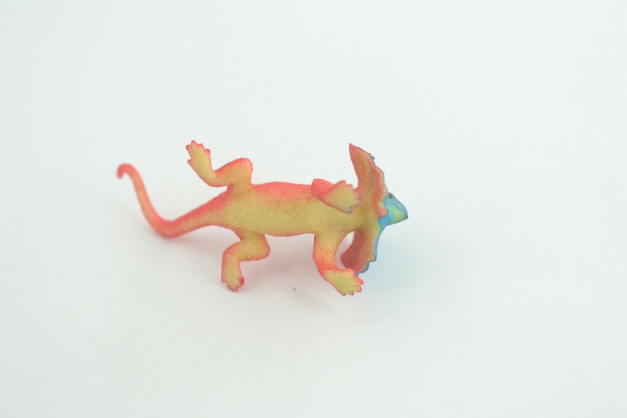 Toy Frilled Lizard, Red and Blue, Realistic Hand Painted Rubber 2.5″ WR40 B197
