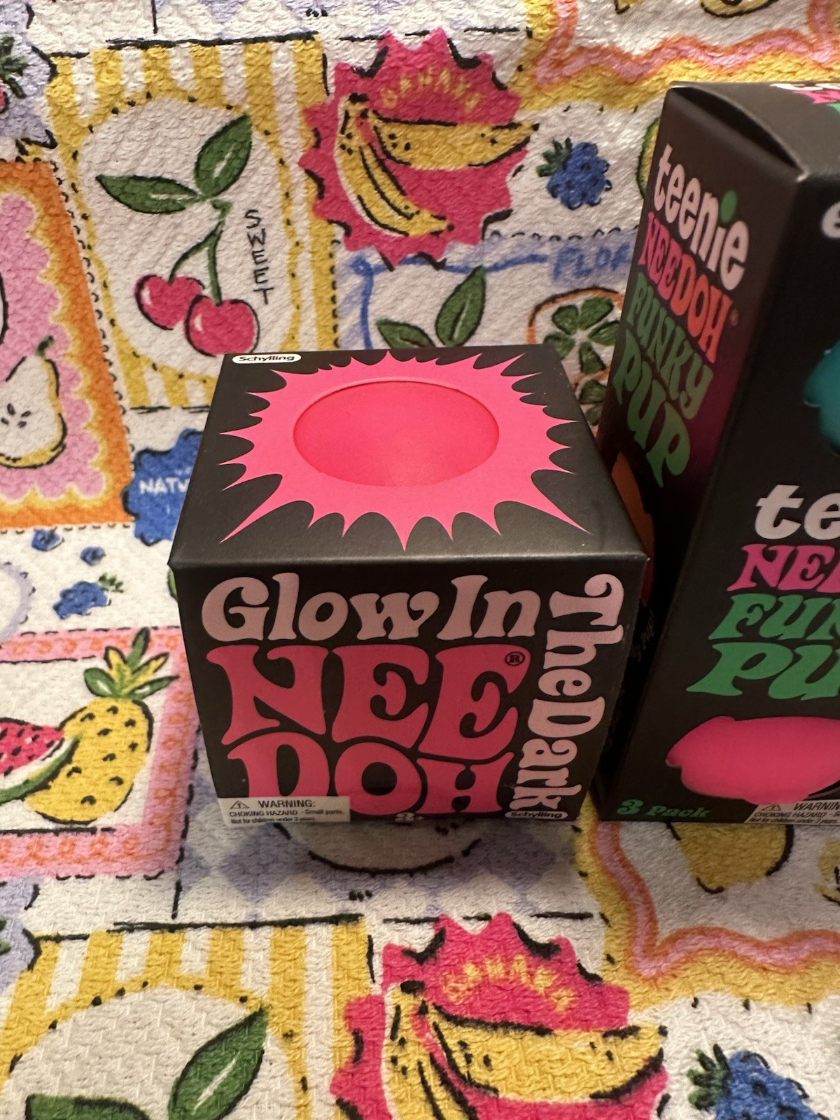 NEW❤️NeeDohs🌸Glow In The Dark🐶 Funky Pups💜💕💙Nice Cube Swirl💗Color Change🥳
