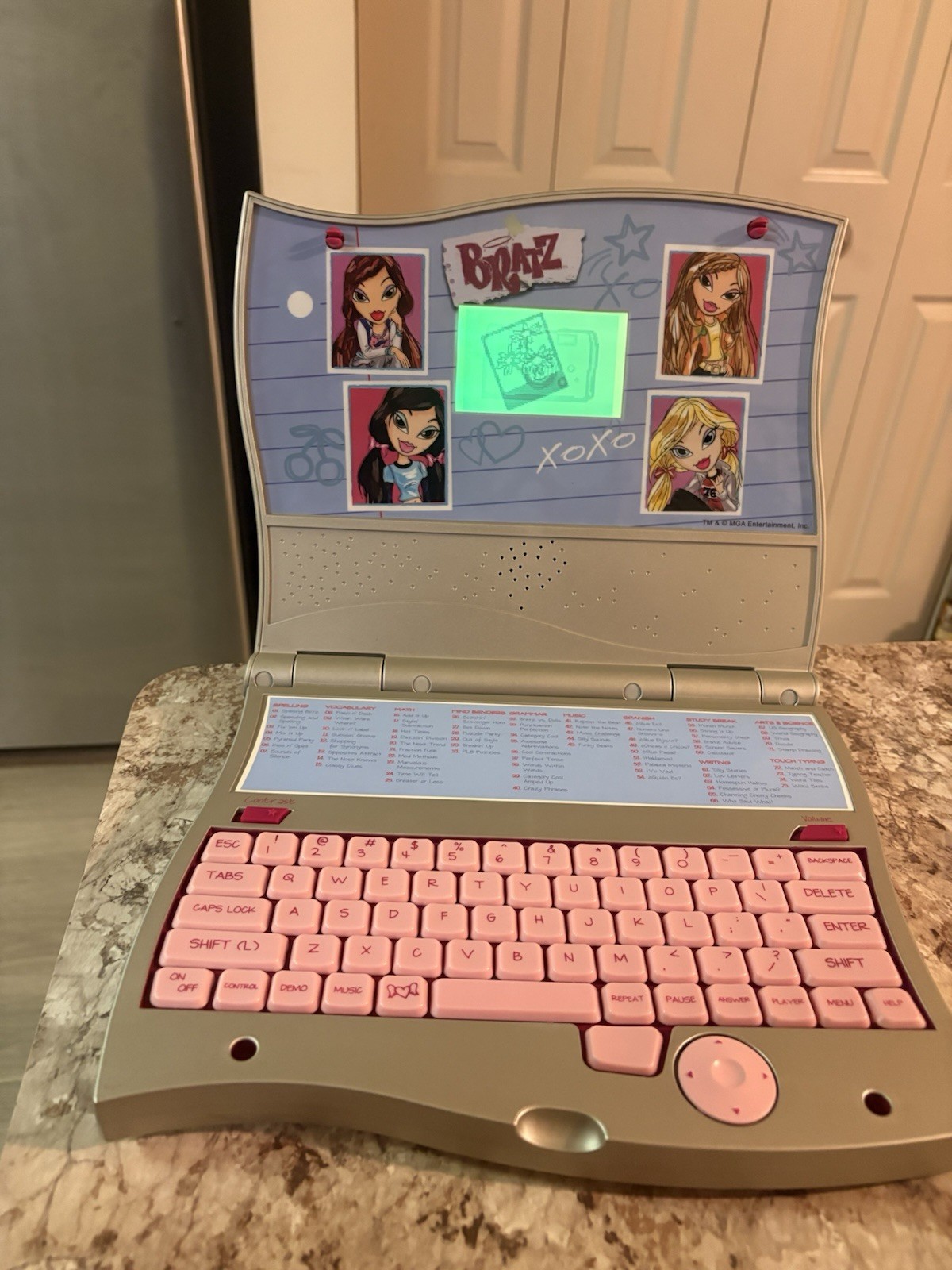 2006 Bratz Cyber Style Learning Laptop Spell Grammar Games Tested No Mouse VTG