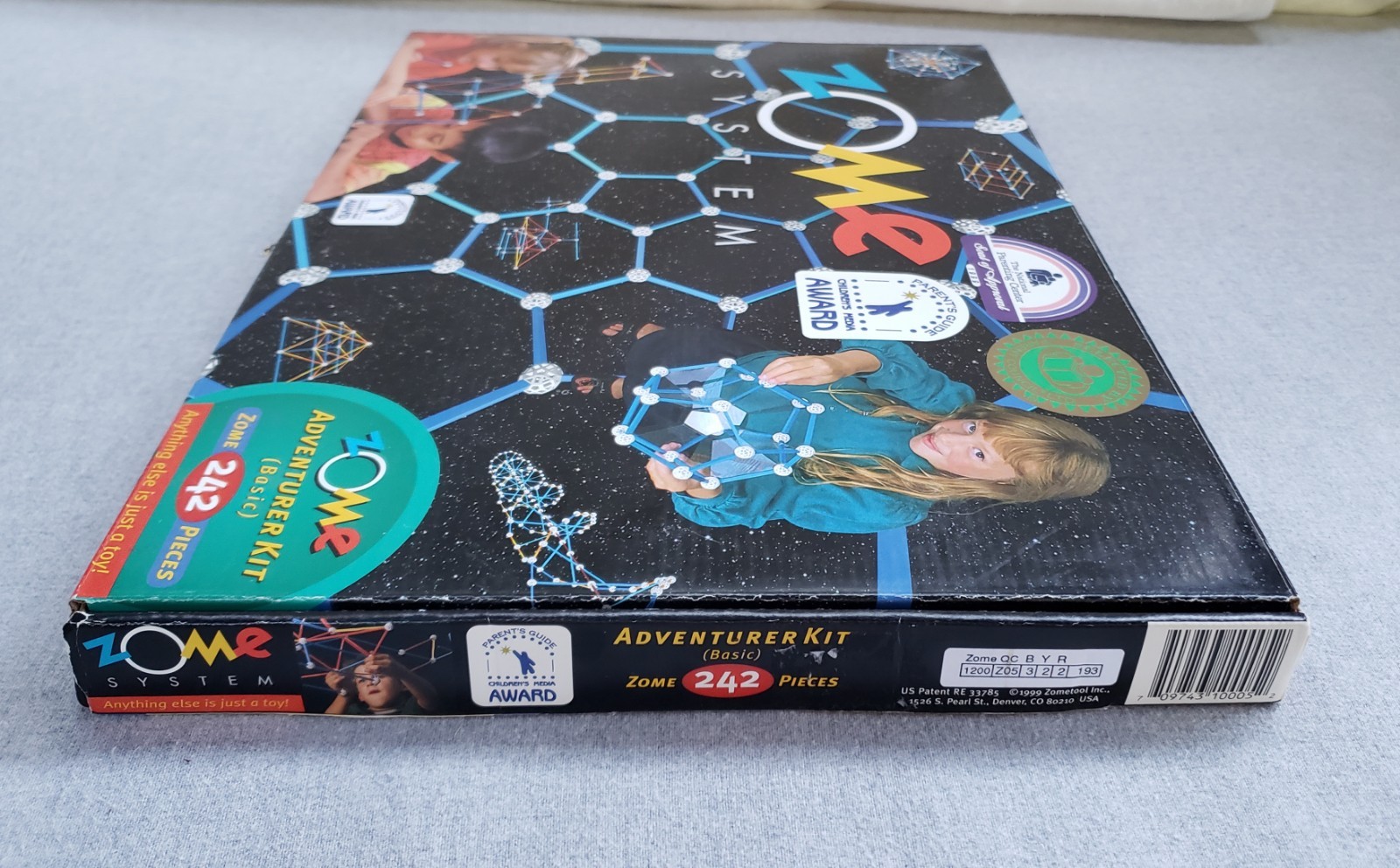 Zometool Zome System Construction Kit 240 Pieces Build Bridges Domes Pyramids
