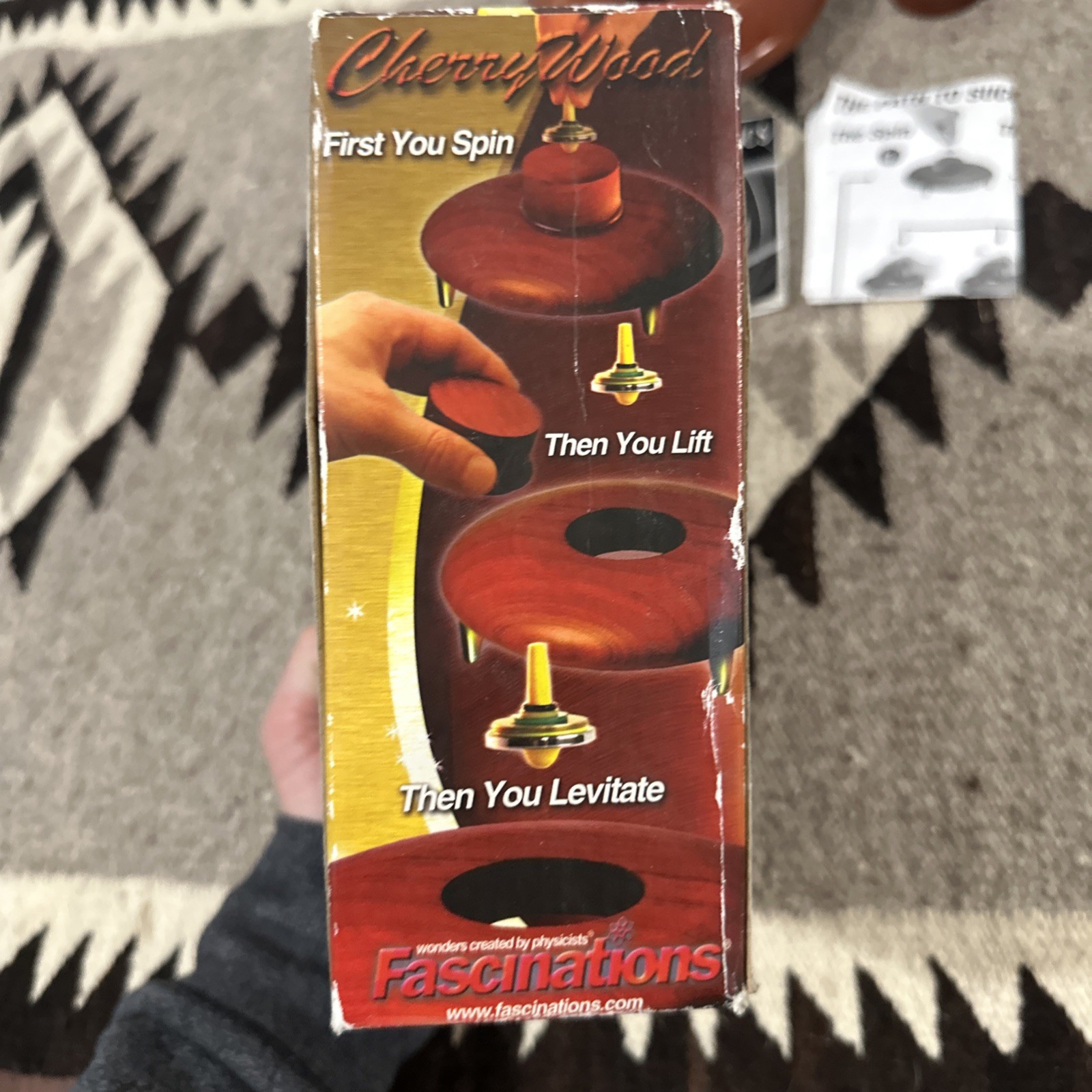 VTG The Amazing Anti-Gravity Top Levitron Cherry Wood Fascinations CIB 2003