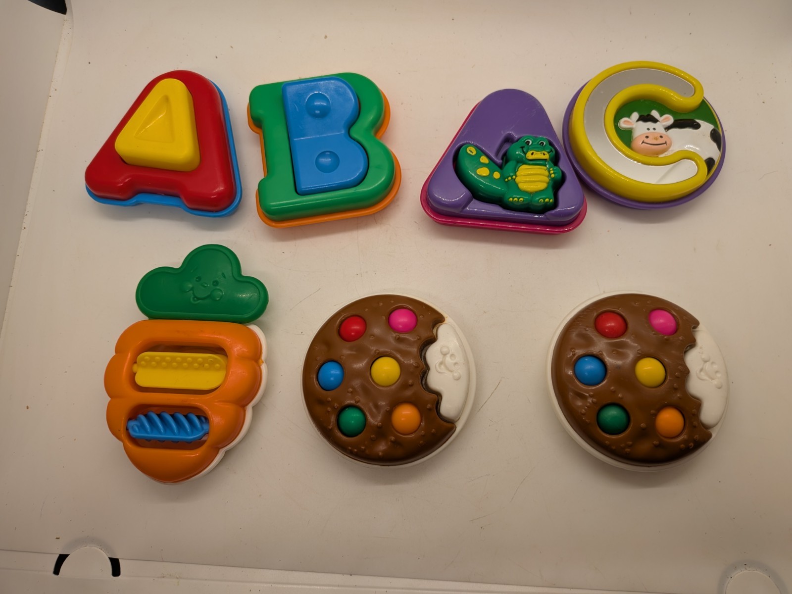 Fisher Price Refrigerator Magnets ABC Letters Shapes Food 1995 Lot