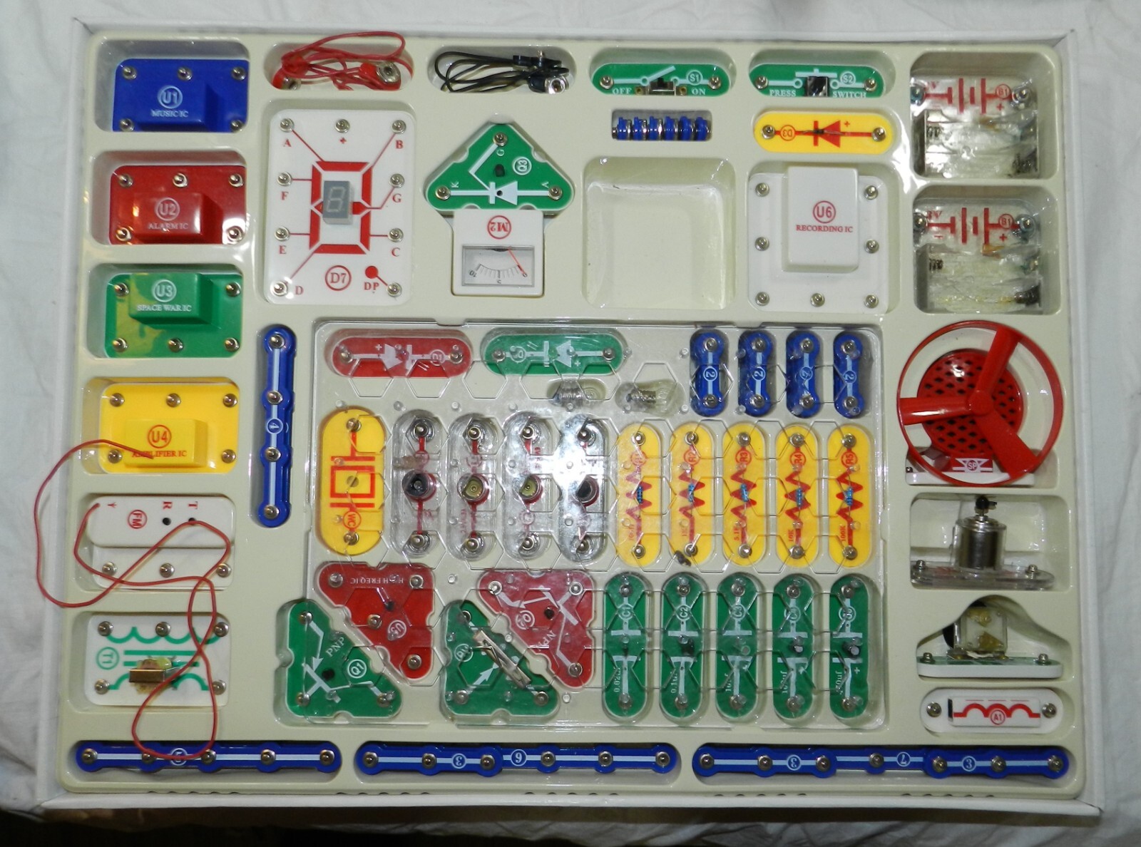 2 sets of Snap Circuits Electronic Learning sets – Pro and Junior
