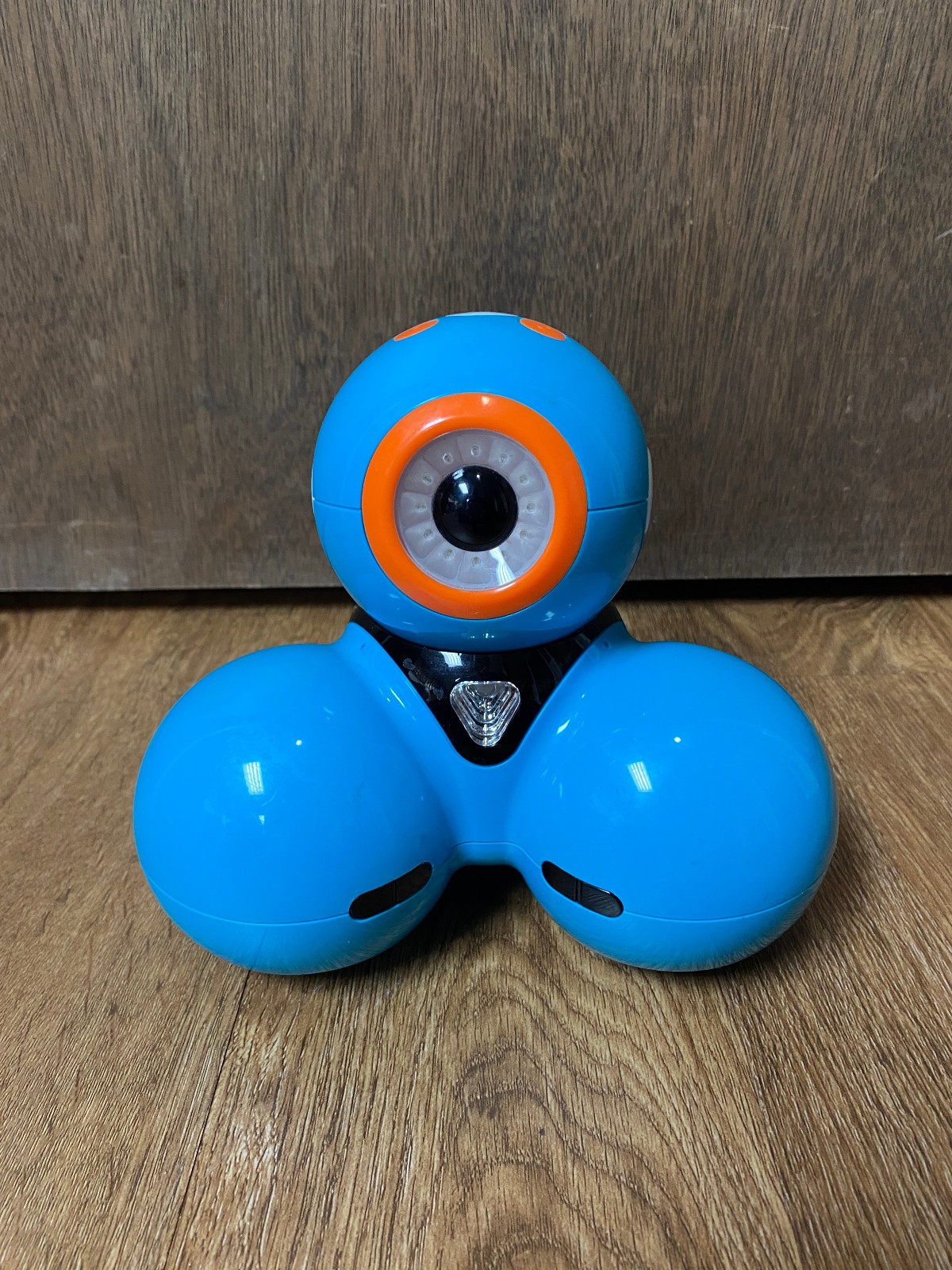 Wonder Workshop DA01 Dash Robot – Robot Only – Powers On / Works