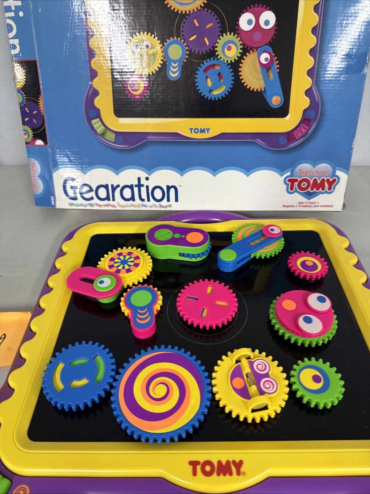 TOMY Preschool Gearation Magnetic Gears Set w/ 11 Gears Working RARE
