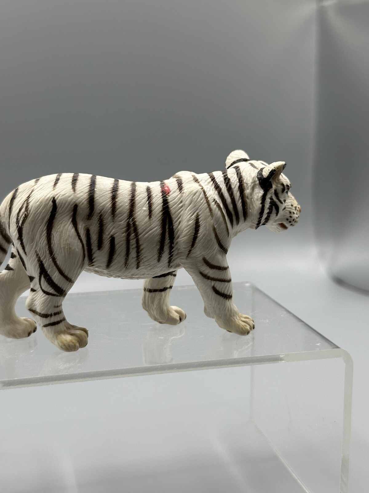 Retired Schleich White Tiger Big Cat And Safari Ltd Lion and Tiger Cub Figures 3