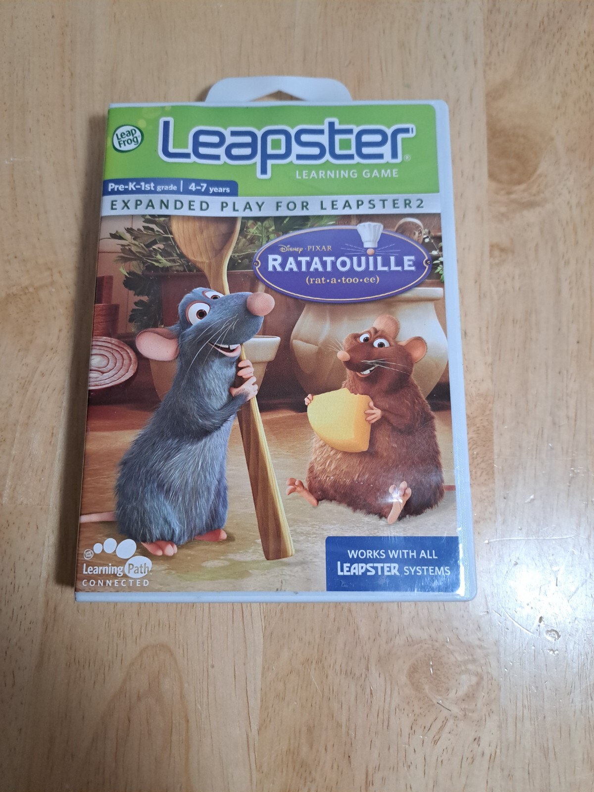 5 Leapster Disney Cars,Toy Story3,Ratatouile,The princess the frog,Tangle Games